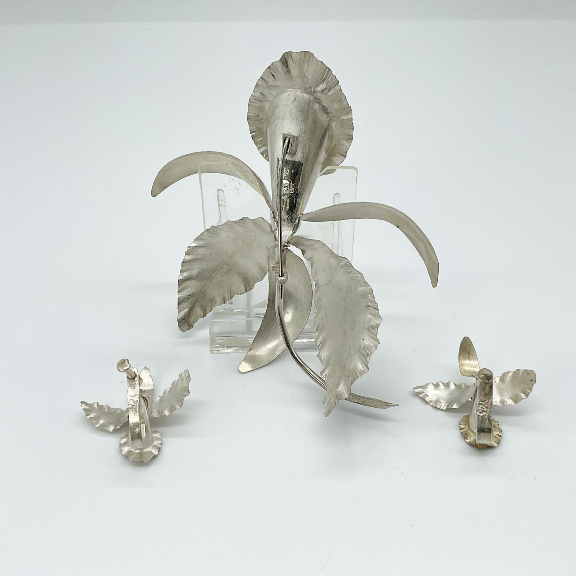 3pc Vintage Sterling Silver Orchid Brooch and Earring Set - Image 3 of 3