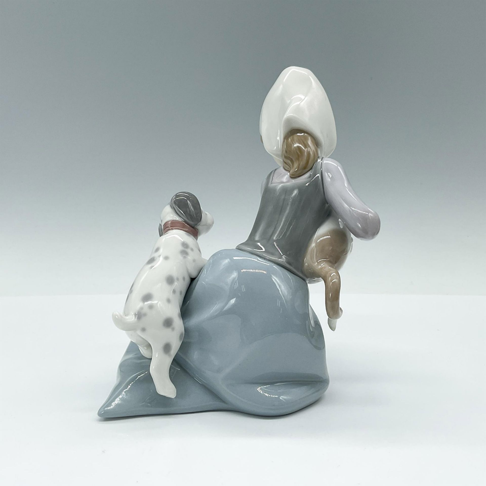 Lladro Porcelain Figurine Little Friskies 1005032 - Image 2 of 3