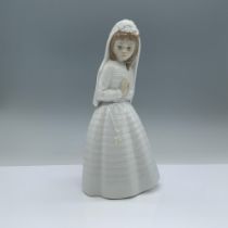 Nao by Lladro Porcelain Figurine, Girl Praying 0236