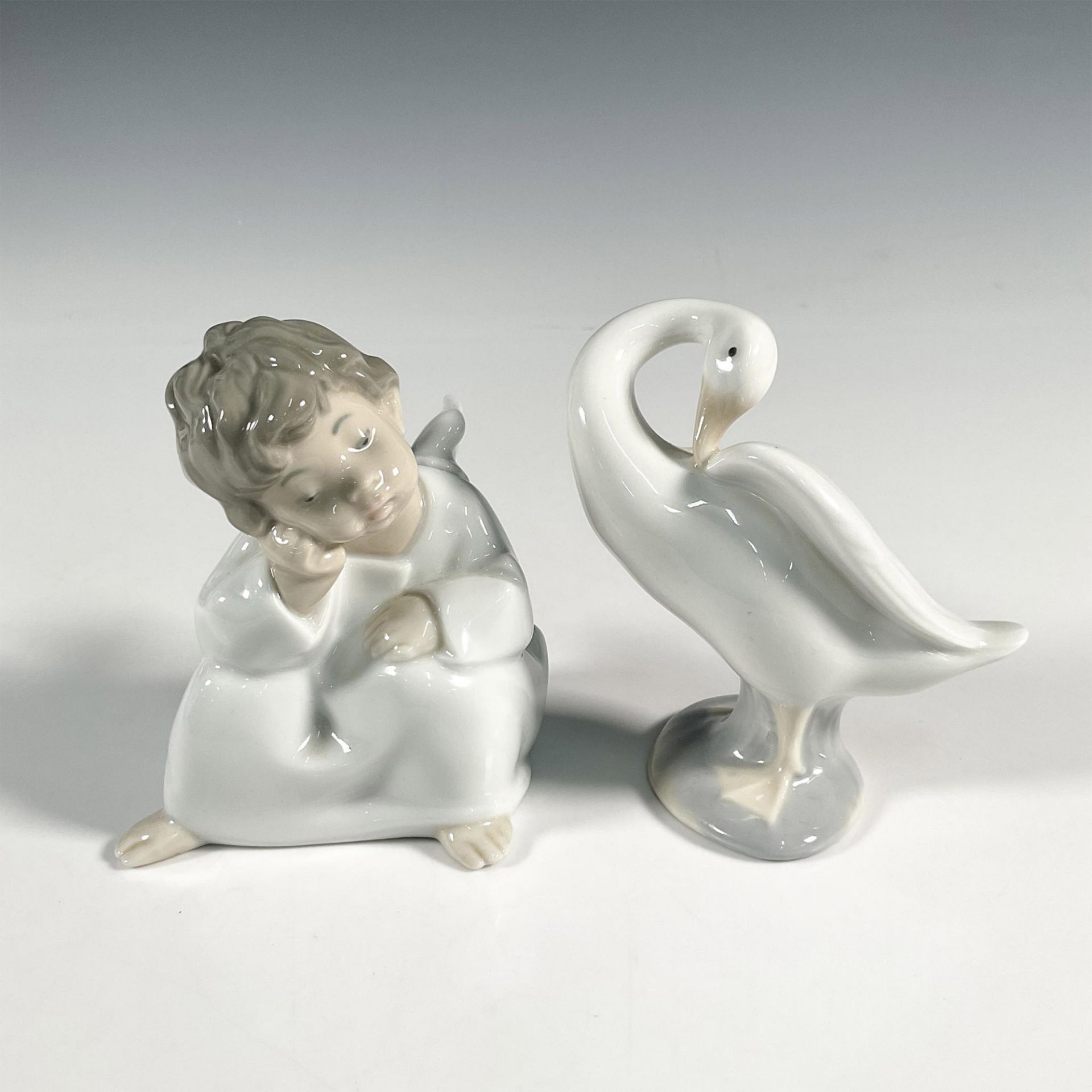 2pc Lladro Figurines, Little Duck & Angel Thinking
