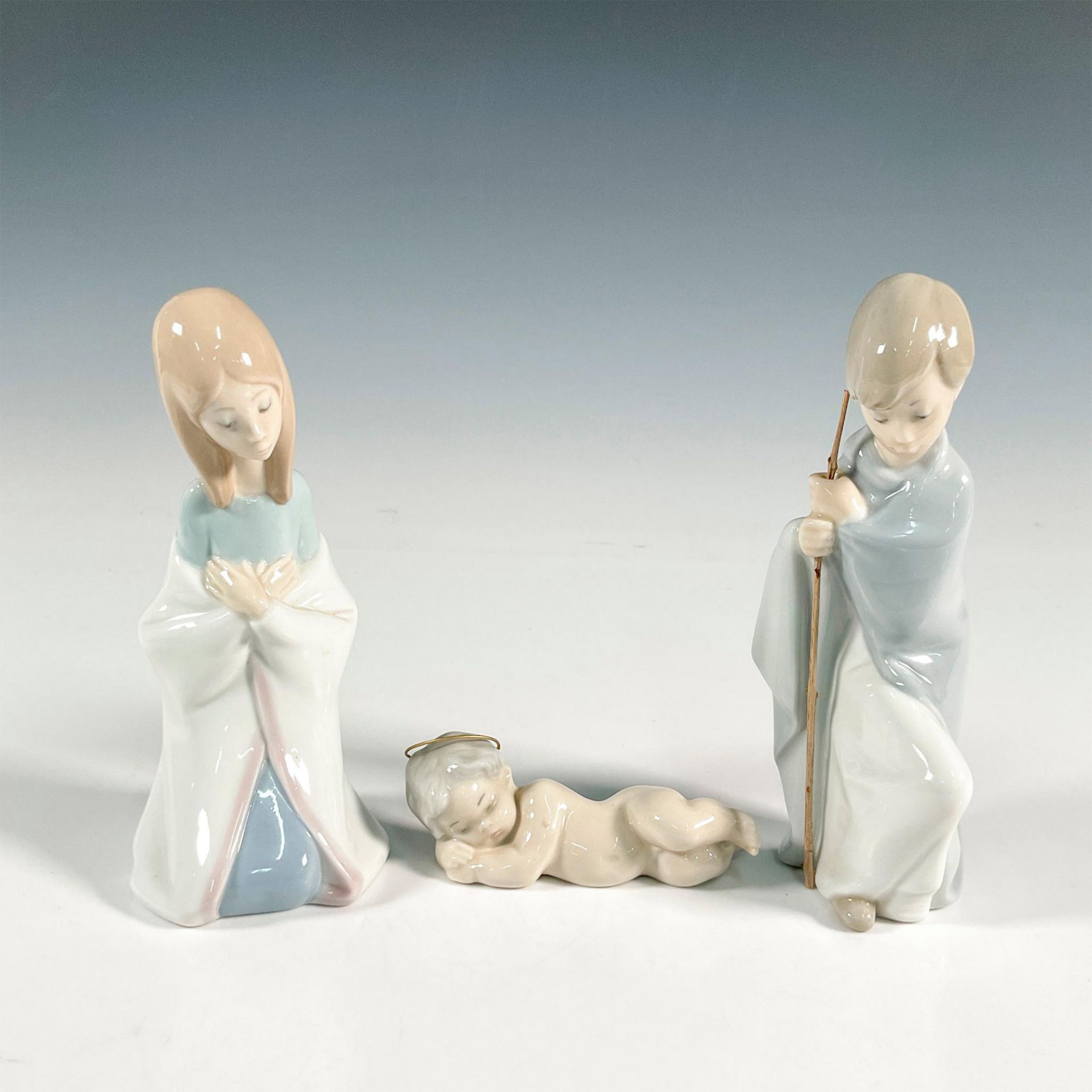 3pc Lladro Porcelain Nativity Figurines