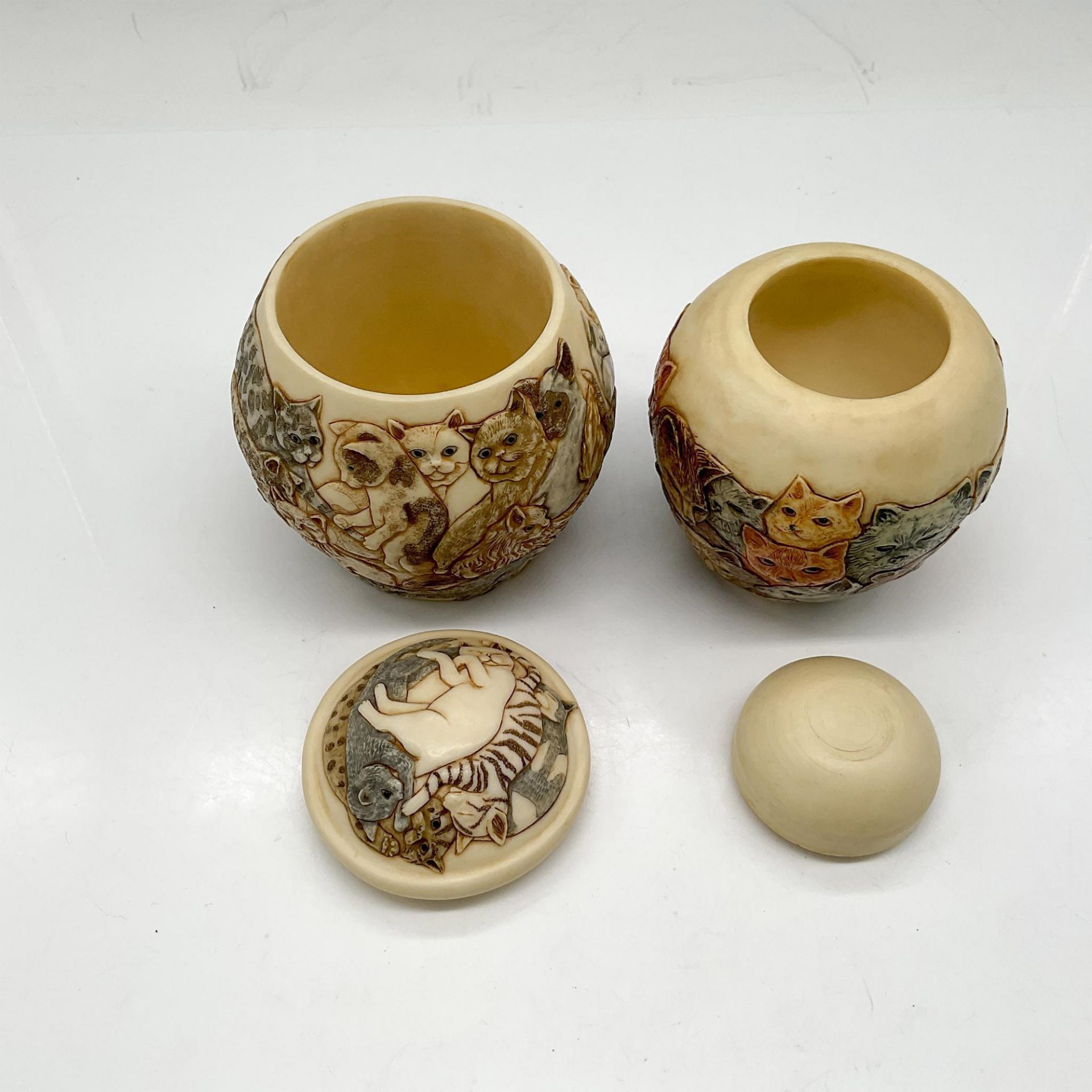 2pc Jardinia Crushed Marble Keepsake Pots, Cats - Image 2 of 3