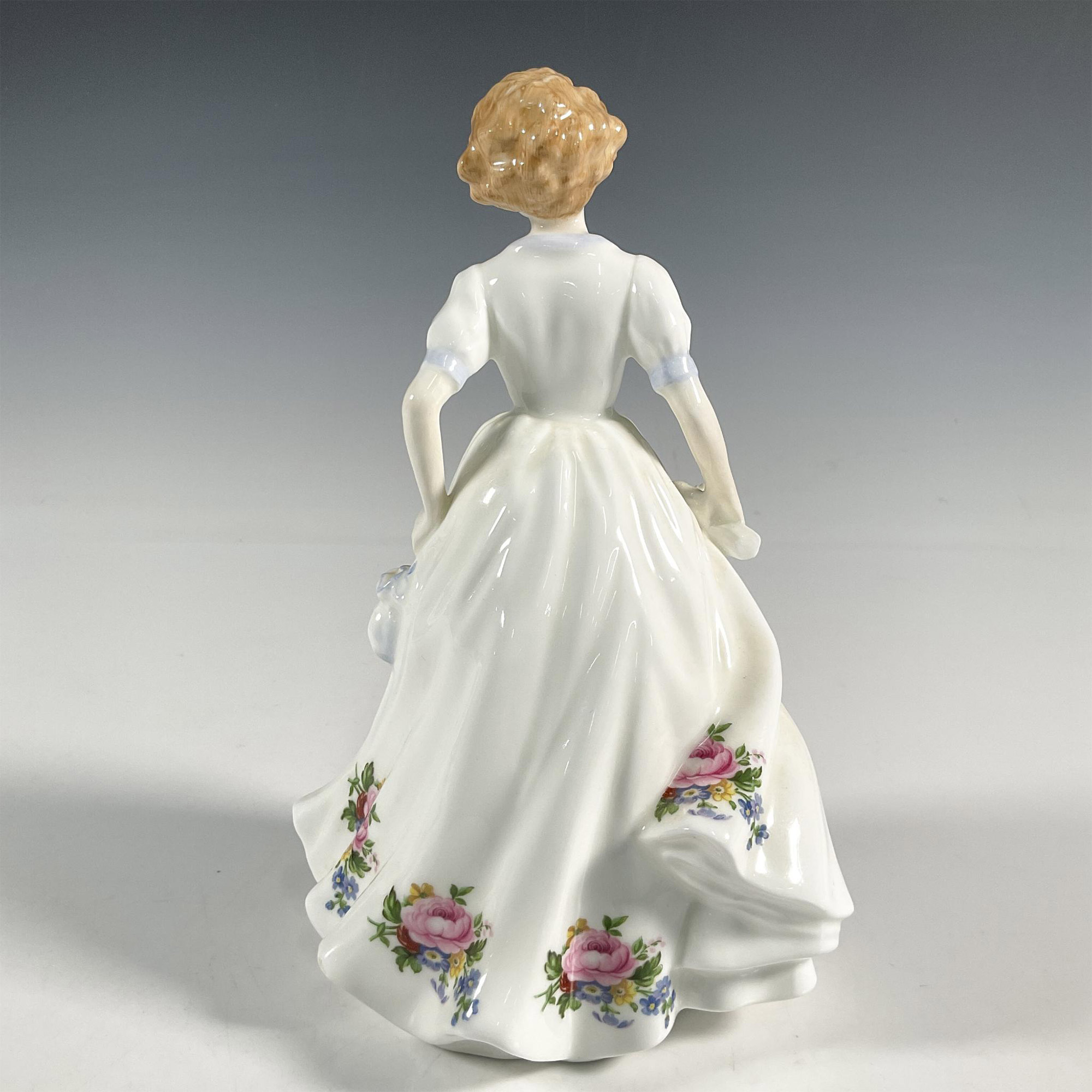 Louise HN3888 - Royal Doulton Figurine - Image 2 of 3