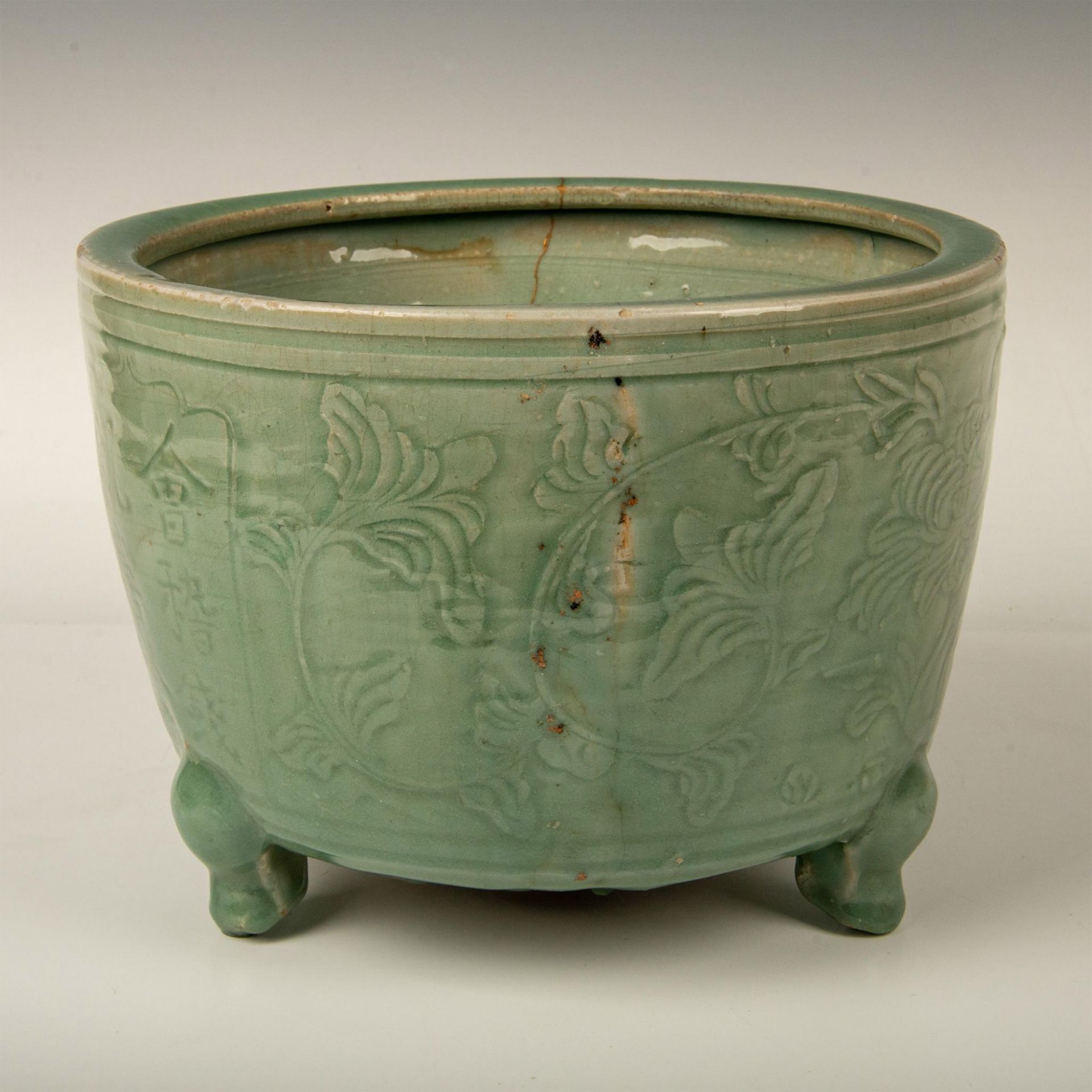 Chinese Ming Dynasty Celadon Kikuri Gold Restored Planter - Bild 2 aus 8