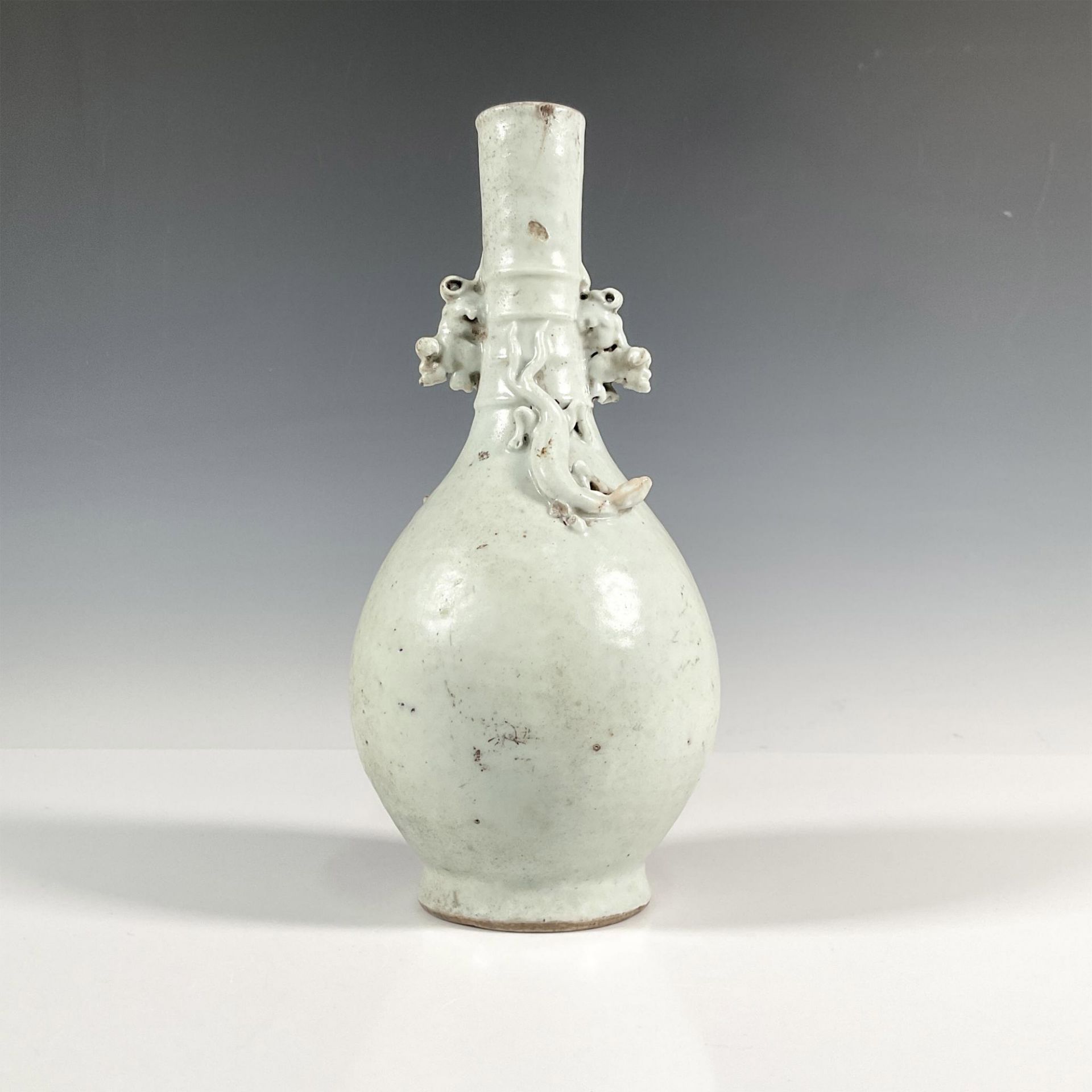 Chinese Ming Dynasty Dehua Porcelain Yuhuchunping Vase - Image 2 of 4