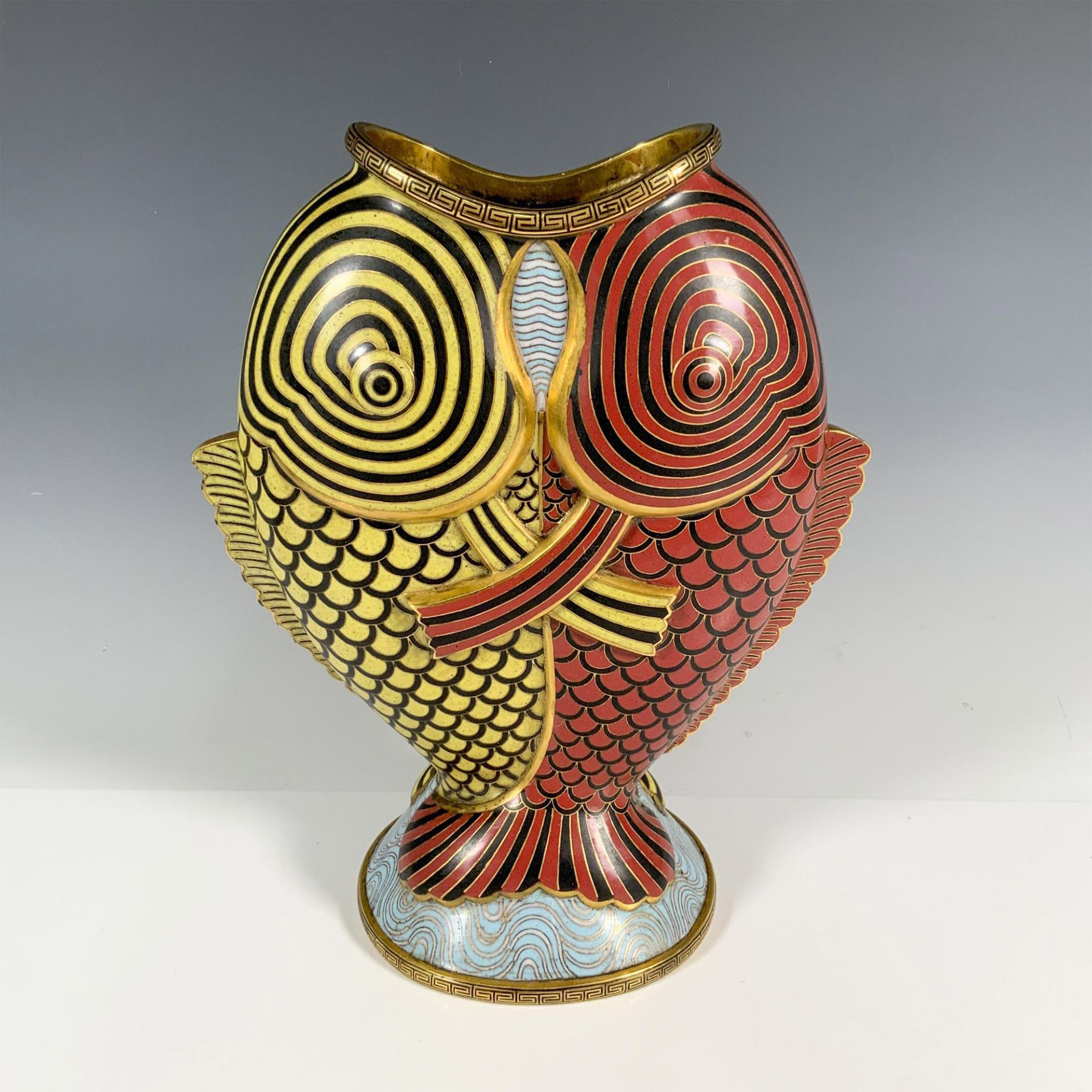Chinese Cloisonne Bronze Twin Fish Vase - Bild 2 aus 3