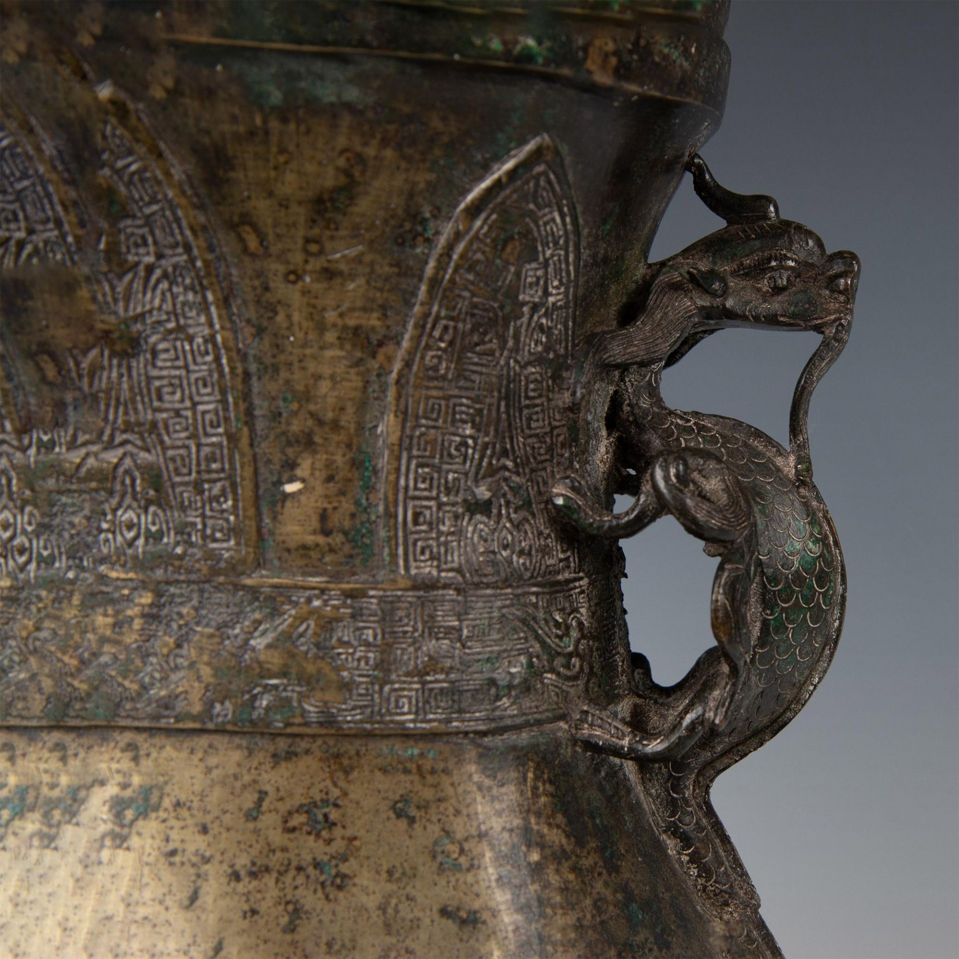 Chinese Ming Dynasty Bronze Dragon Vase - Image 4 of 11