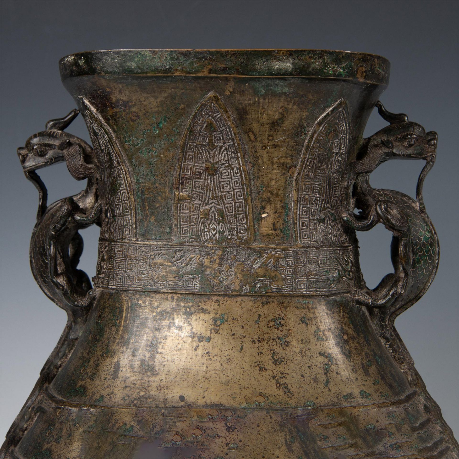 Chinese Ming Dynasty Bronze Dragon Vase - Image 2 of 11