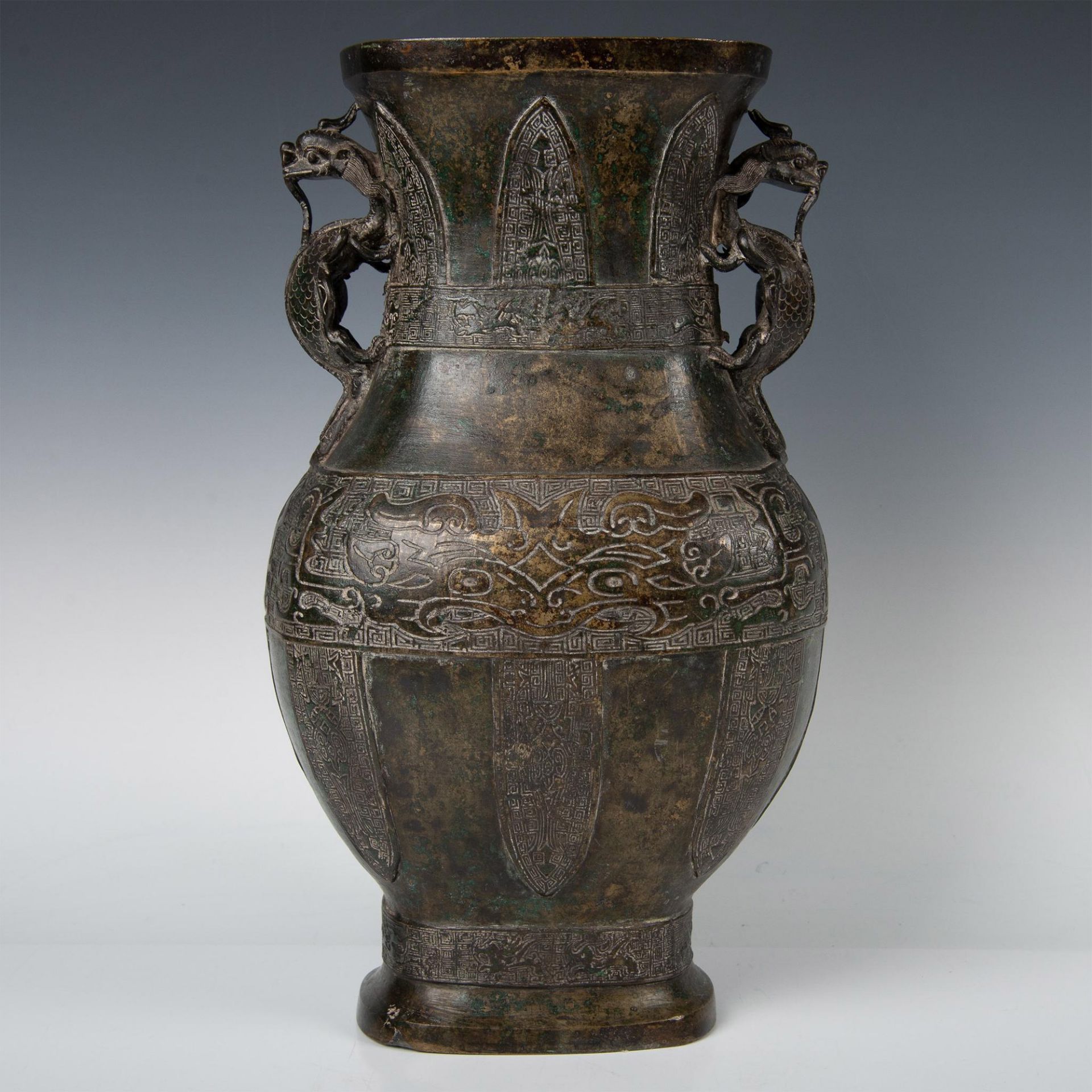 Chinese Ming Dynasty Bronze Dragon Vase - Image 8 of 11