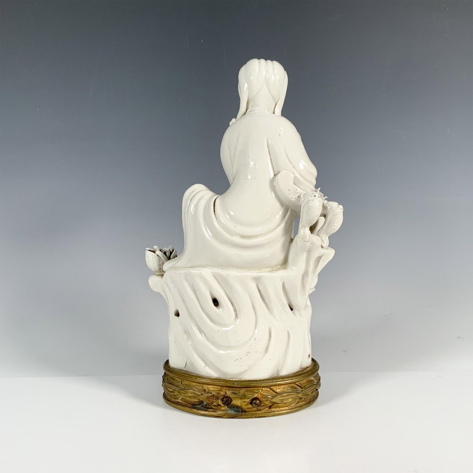 Chinese Blanc De Chine Seated Guanyin Figure - Bild 2 aus 3