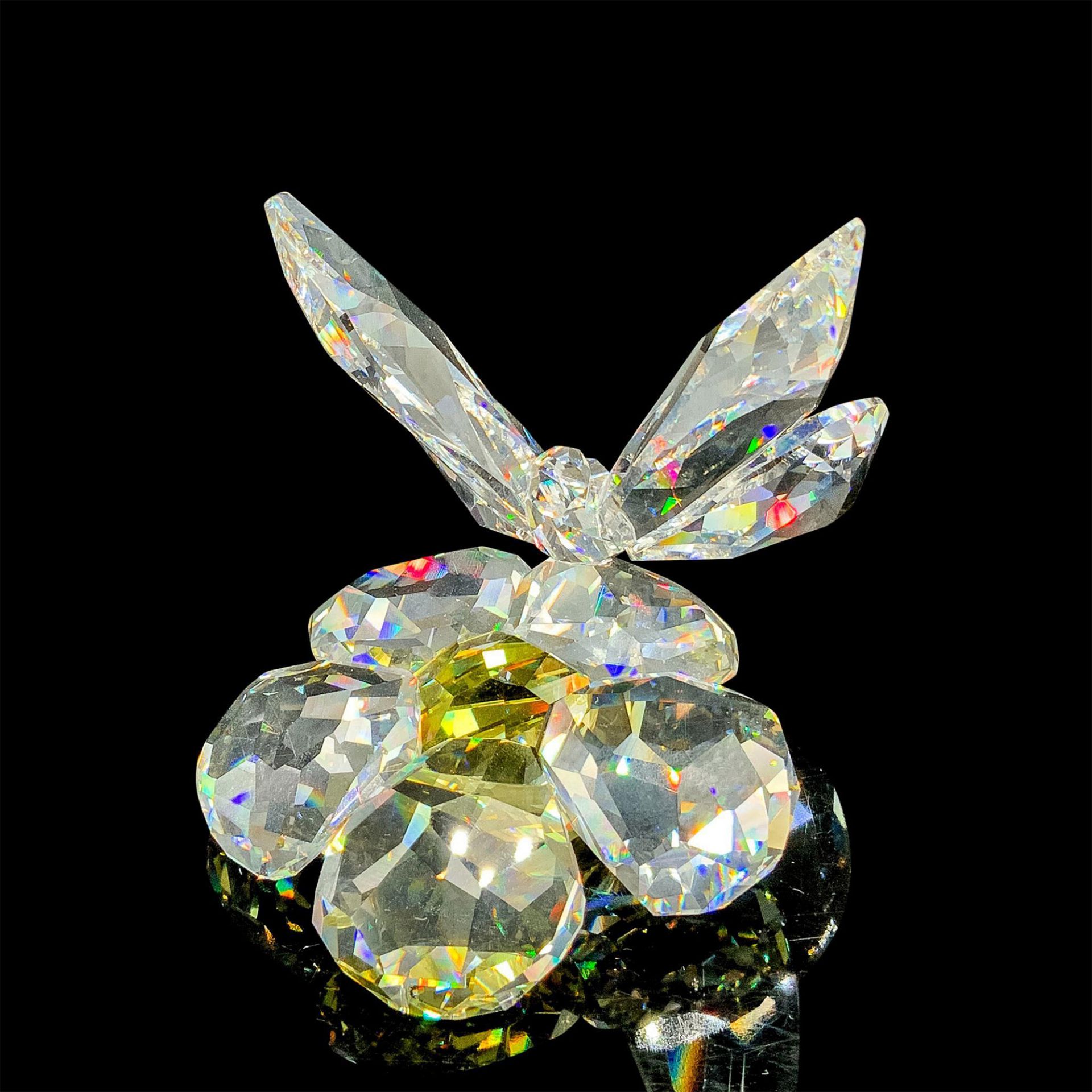 Swarovski Crystal Figurine, Butterfly on Flower 840190 - Image 2 of 6