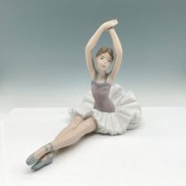 Nao by Lladro Porcelain Figurine, Pert Ballerina