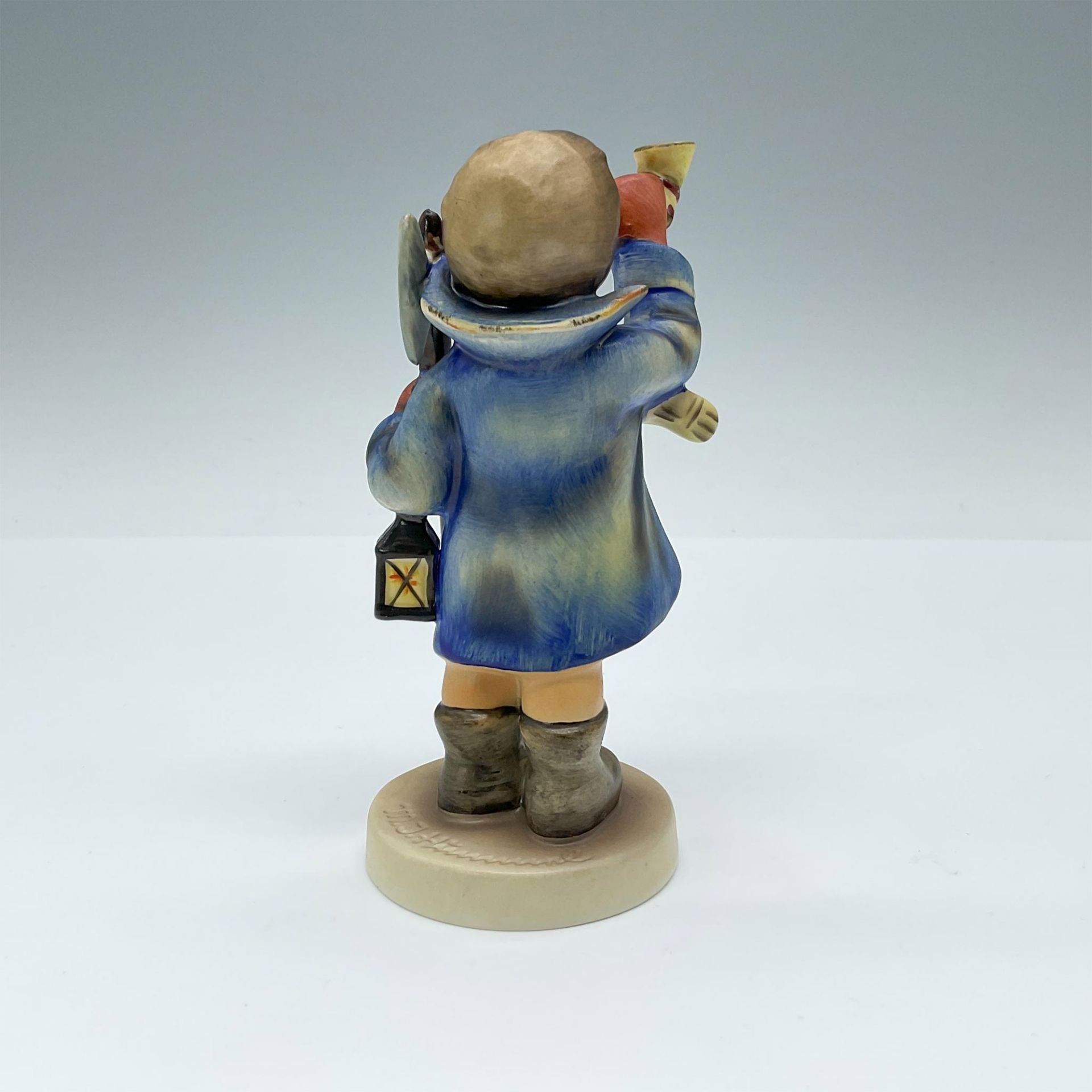 Goebel Hummel Figurine, Hear Ye Hear Ye HUM15/0 - Bild 2 aus 3