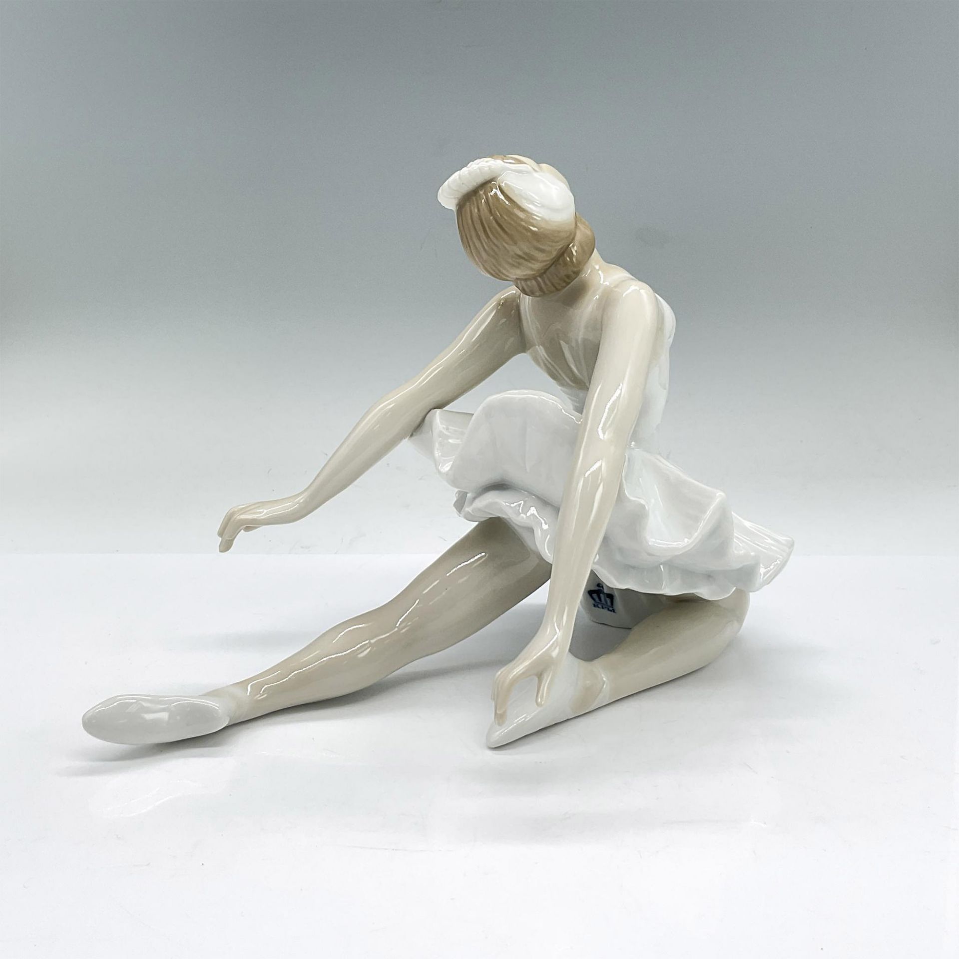 Arnart KPM Porcelain Figurine, Ballerina - Bild 2 aus 3