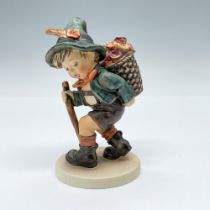 Goebel Hummel Figurine, Flowing Vendor HUM 381