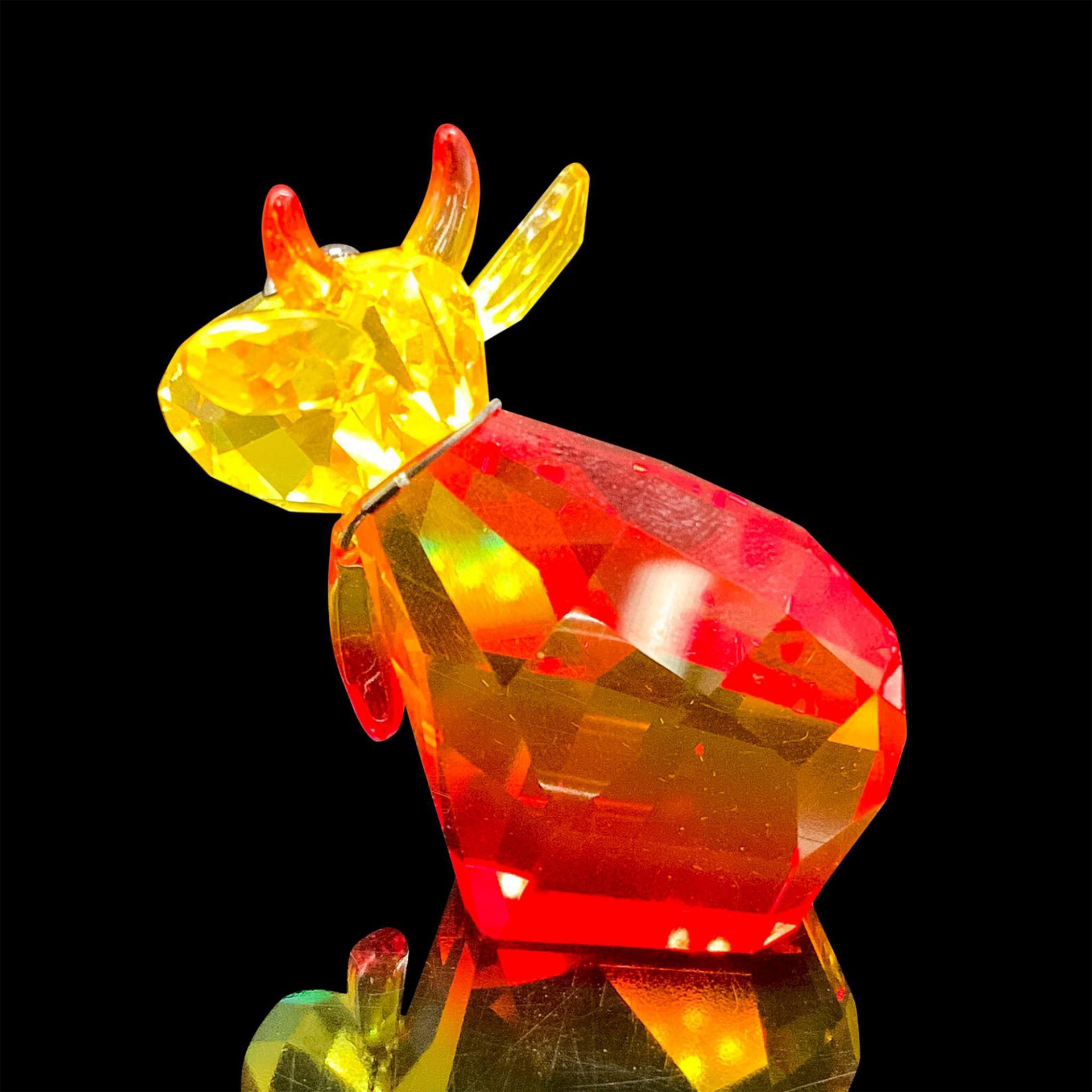 Swarovski Crystal Lovlots Figurine, Hot Chili Mo Cow - Image 2 of 4