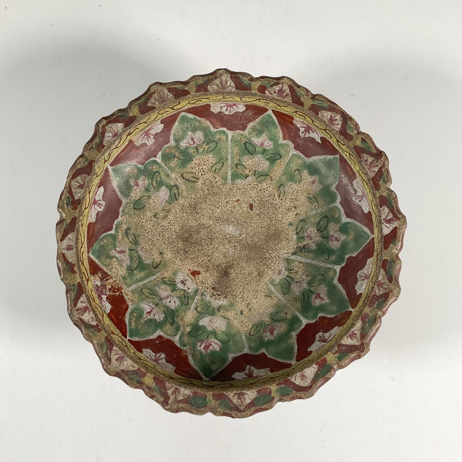 19th Century Thai Ceramic Polychrome Fruit Bowl - Image 3 of 4