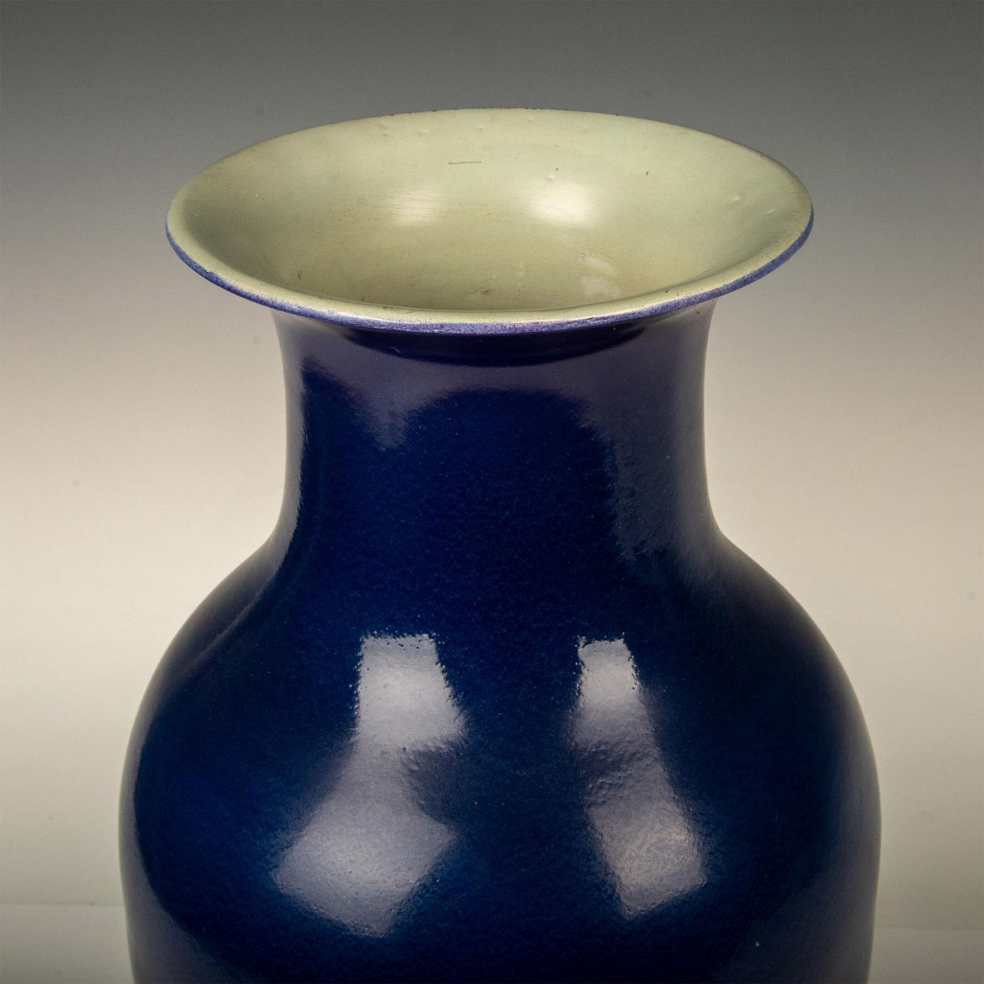 Antique Chinese Blue Monochrome Porcelain Vase - Image 2 of 5
