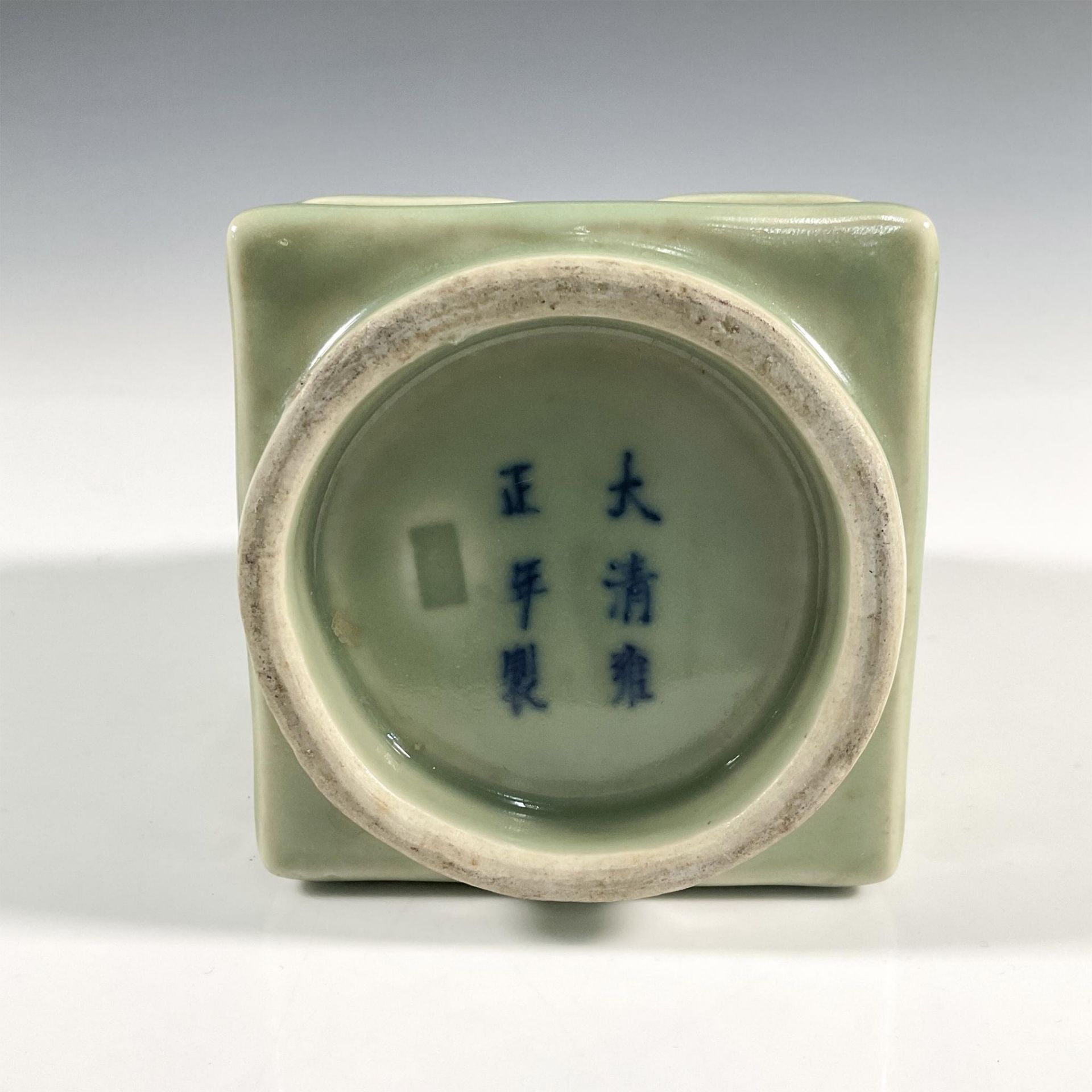 Chinese Glazed Porcelain Celadon Cong Vase - Bild 3 aus 3