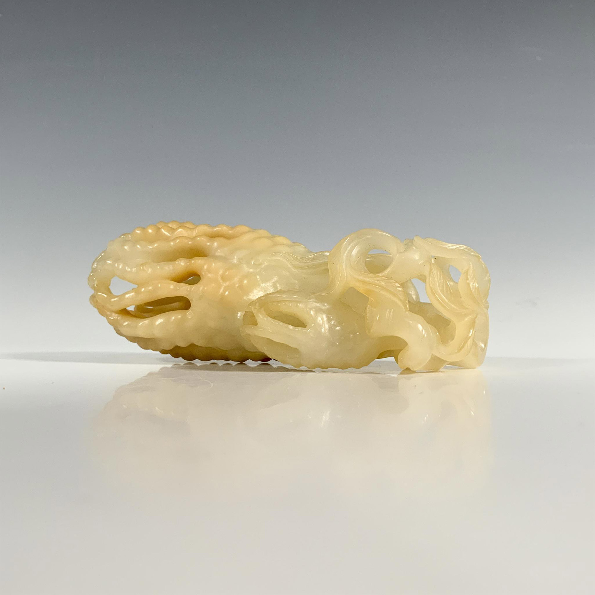 Chinese Yellow Jade Fingered Citron Ornament - Image 2 of 3