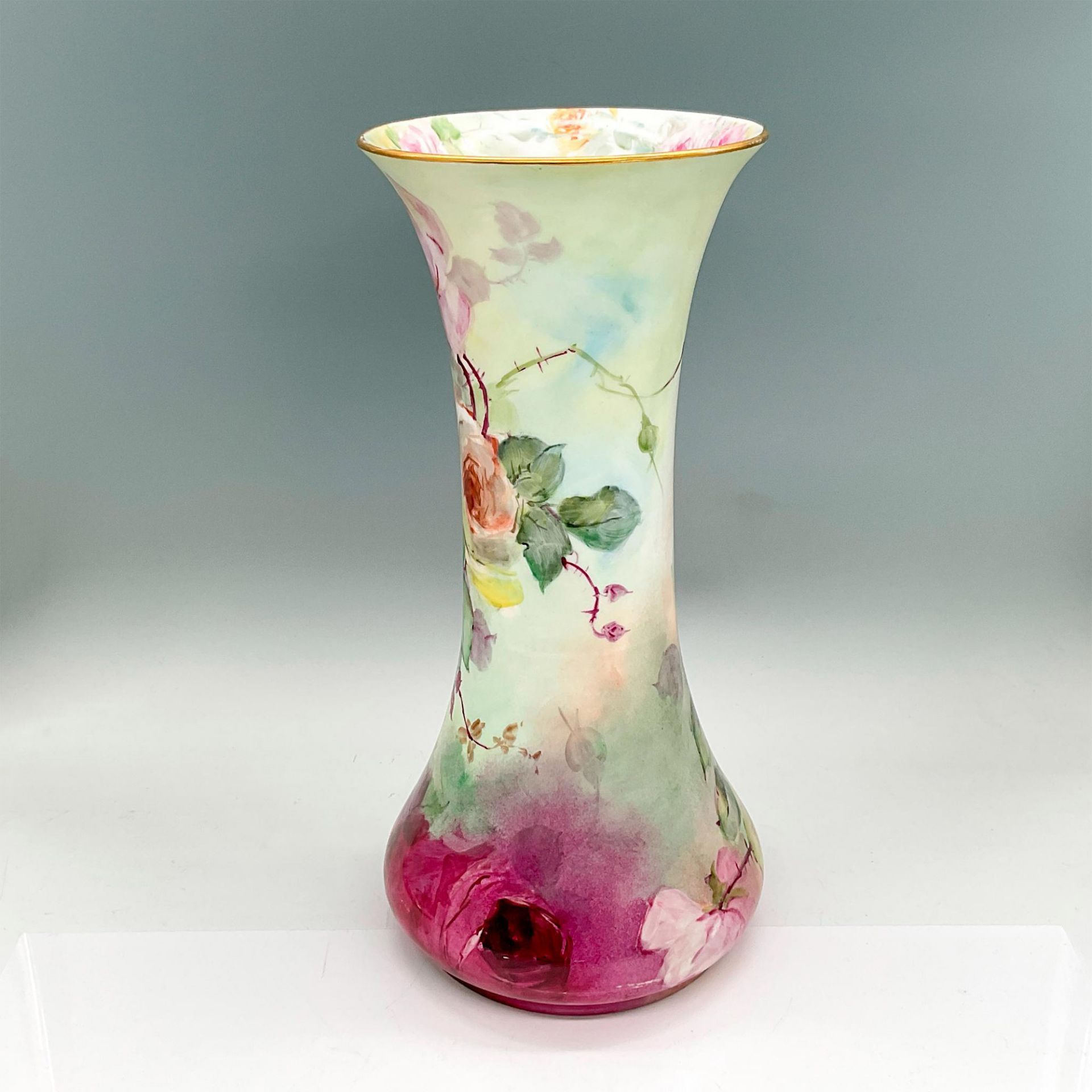 Delinieres and Co. Limoges Vase, Pink Roses - Image 2 of 3