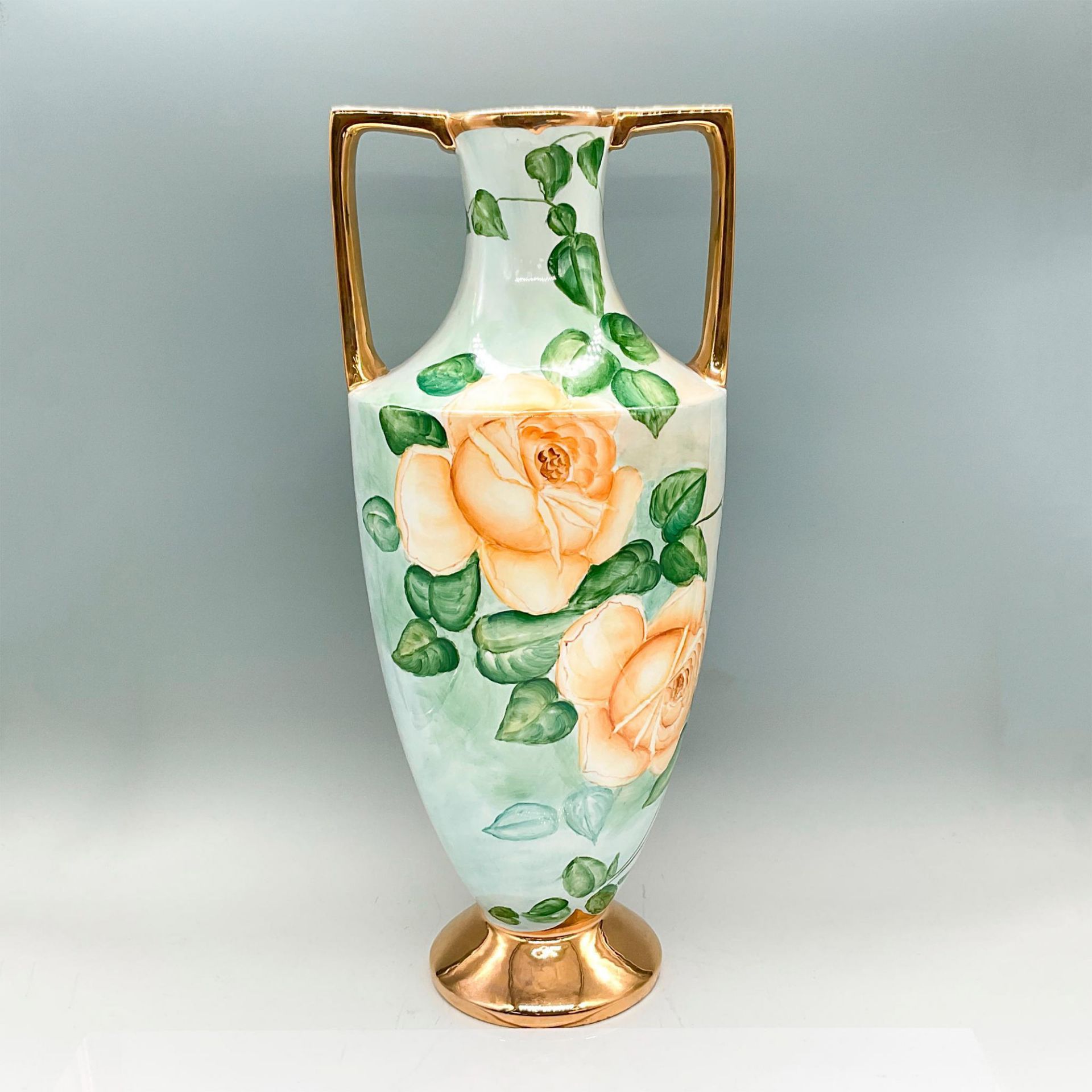 Jean Pouyat Limoges Porcelain Amphora Vase, Peach Roses - Bild 2 aus 3