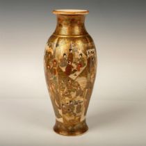 Japanese Satsuma Gilted Vase