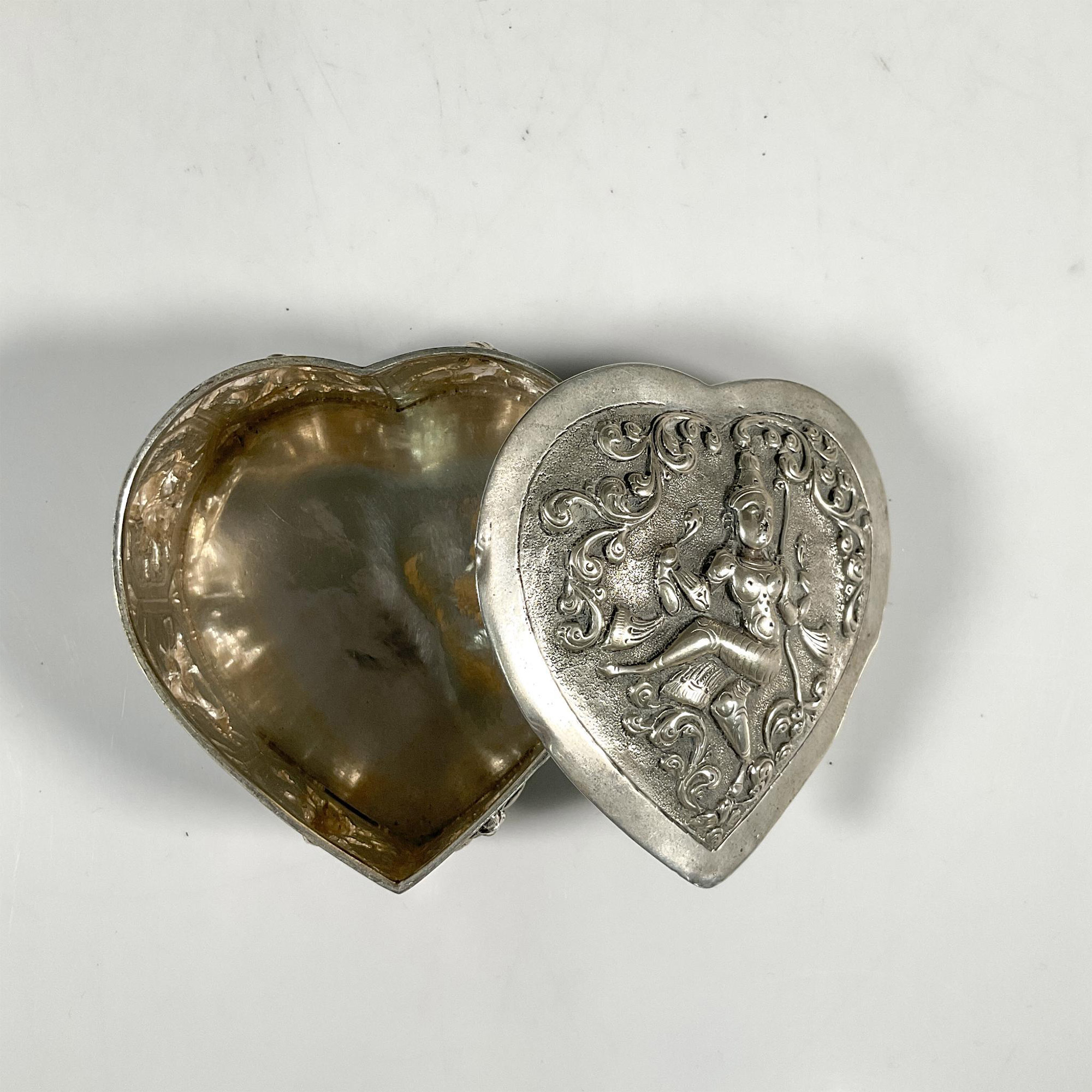 Southeast Asian Silver Heart Shape Box - Image 3 of 4