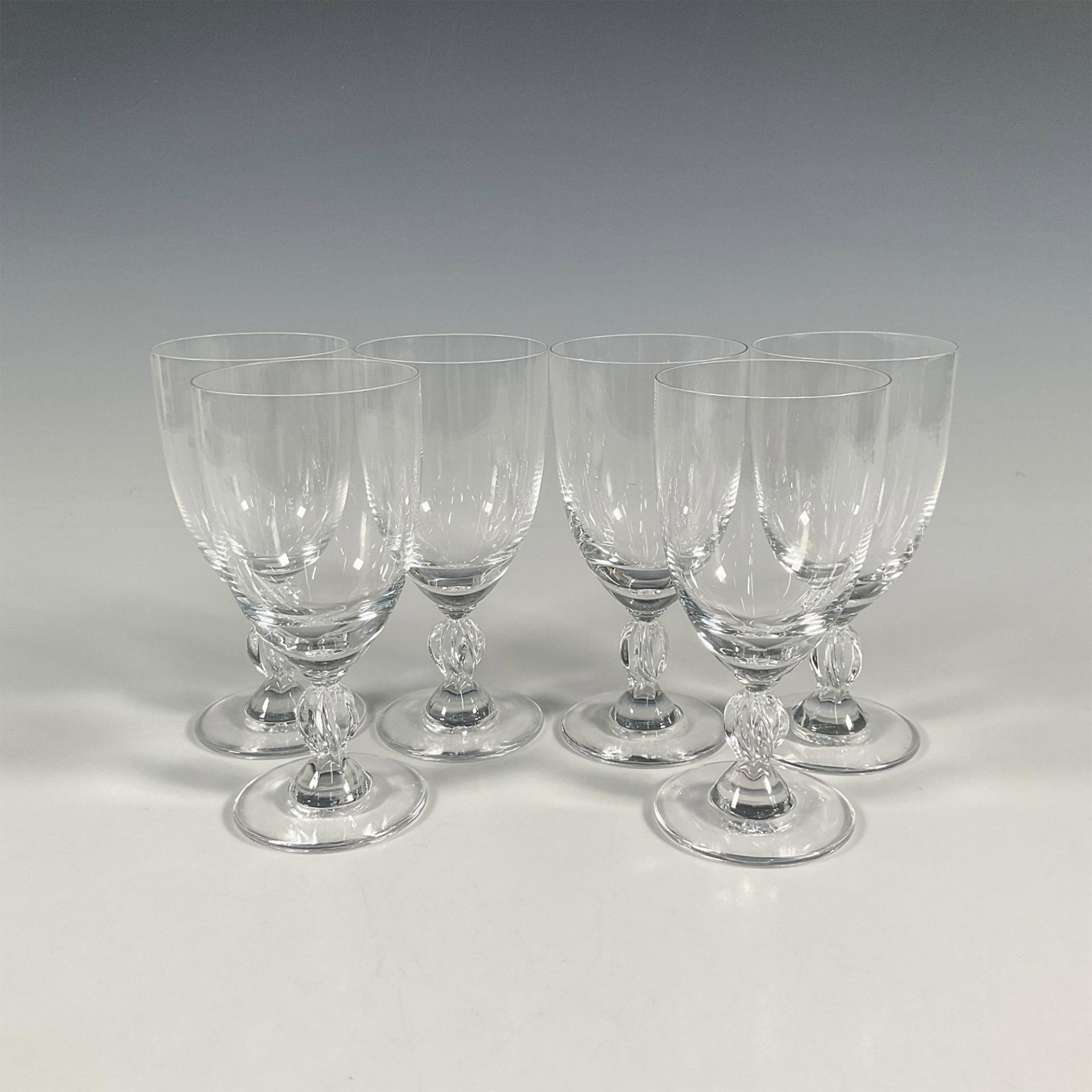 6pc Lalique Crystal Bordeaux Wine Glasses, Frejus - Image 2 of 4