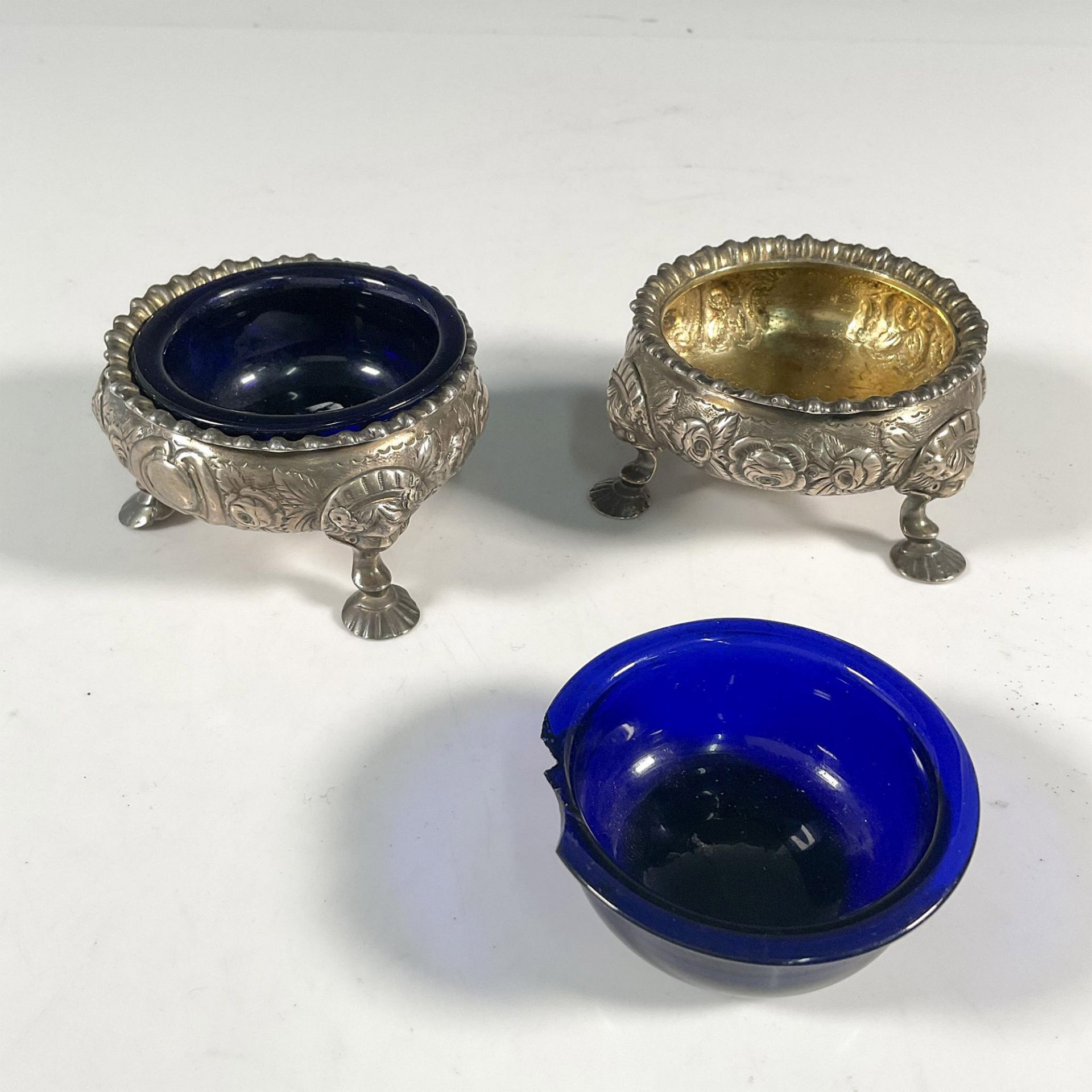 Pair of 19th Century English Silver and Glass Salt Cellars - Image 2 of 3