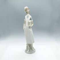 Lladro Porcelain Figurine, Nurse 1004603