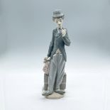 Lladro Porcelain Figurine, Charlie The Tramp 1005233