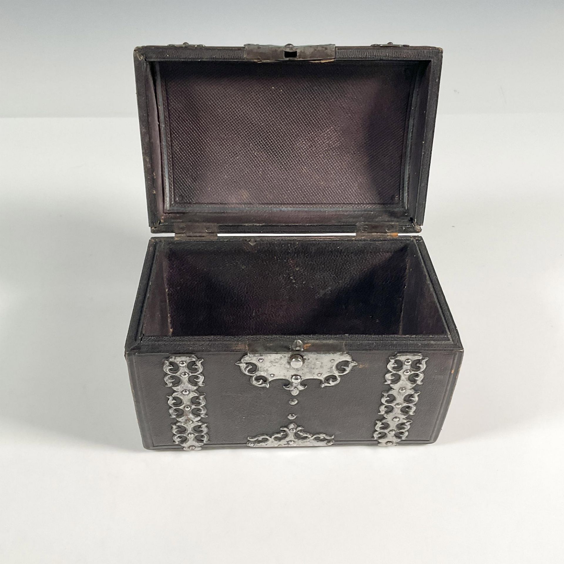 European Steel and Leather Casket Box - Image 2 of 4