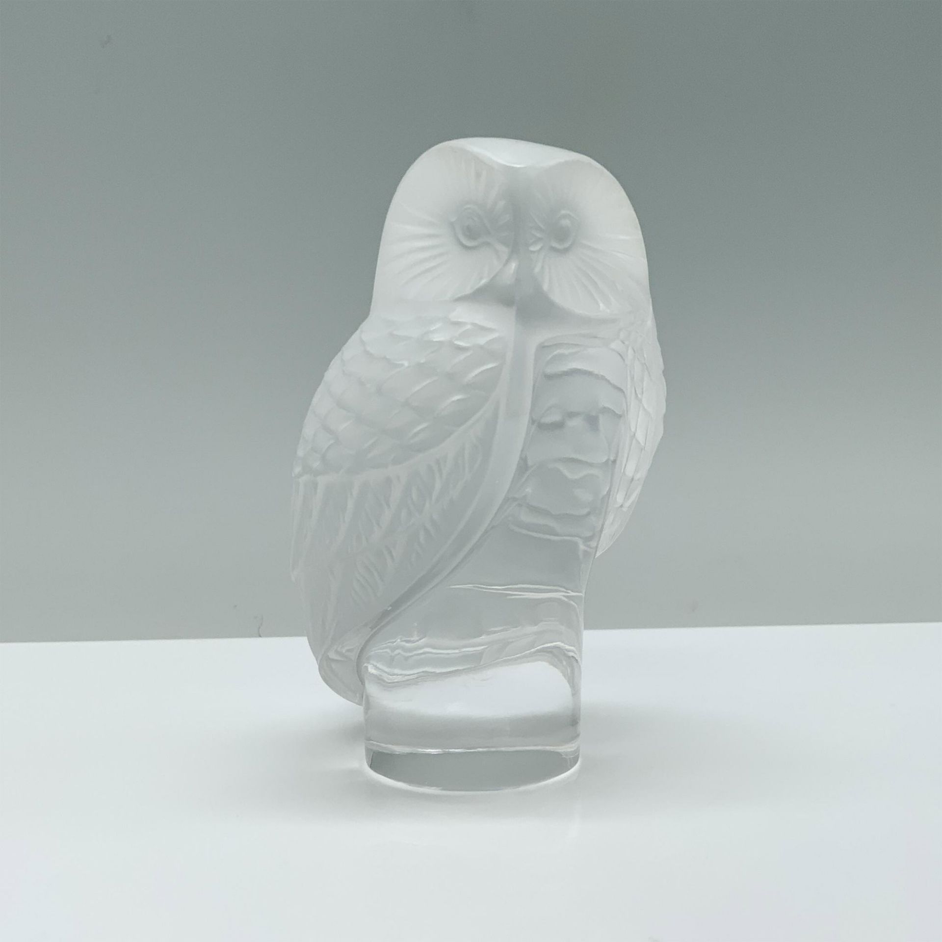 Lalique Crystal Figurine, Chouette