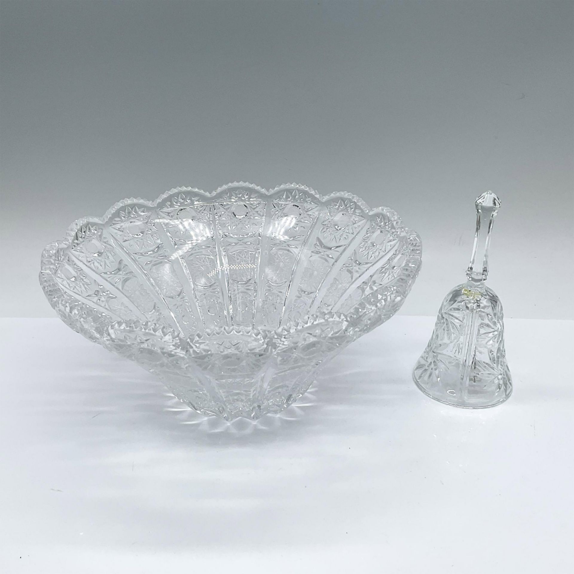 2pc Vintage Glass Bowl and Handheld Bell - Image 2 of 3
