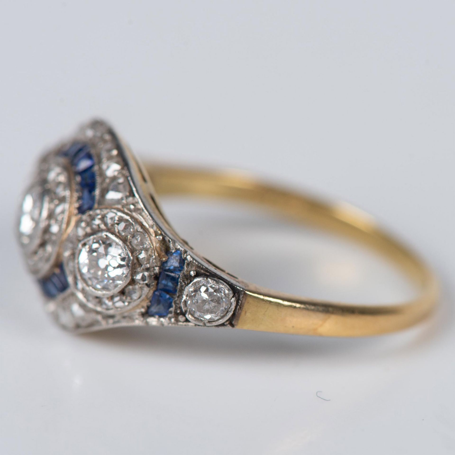 Art Deco 18K Gold, Diamonds and Sapphire Ring - Image 3 of 8