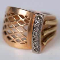 Art Deco 18K Gold and Diamonds Chevalier Ring