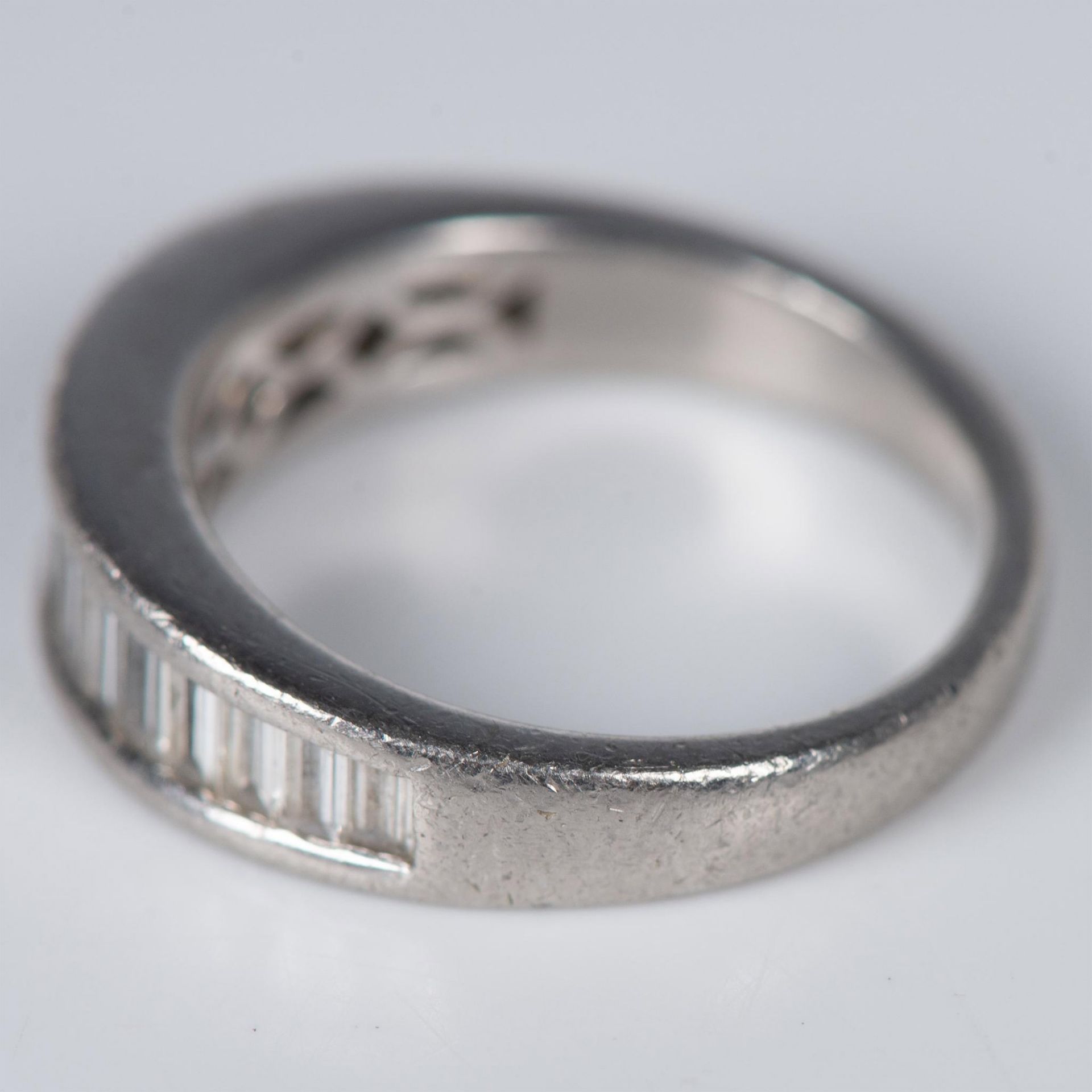 Contemporary Platinum and Diamonds Ring - Image 2 of 6