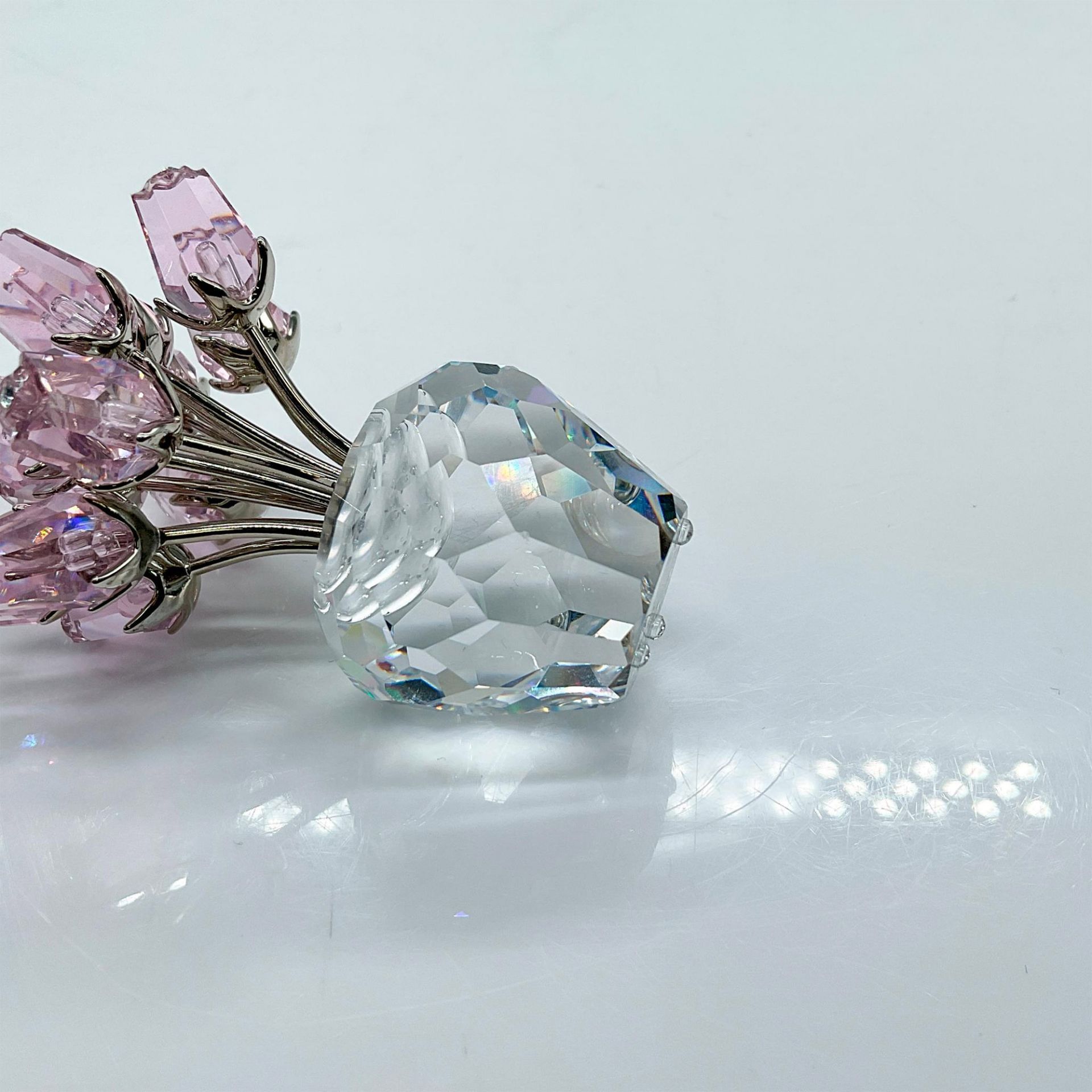 Swarovski Crystal Figurine, Pink Roses with Rhodium Stems - Image 3 of 4