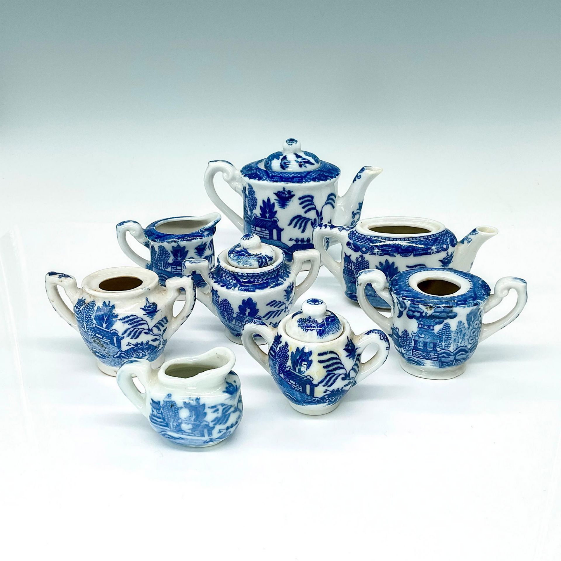 8pc Blue Willow Child's Tea Set Tea Pots and Serving Pieces - Image 2 of 3