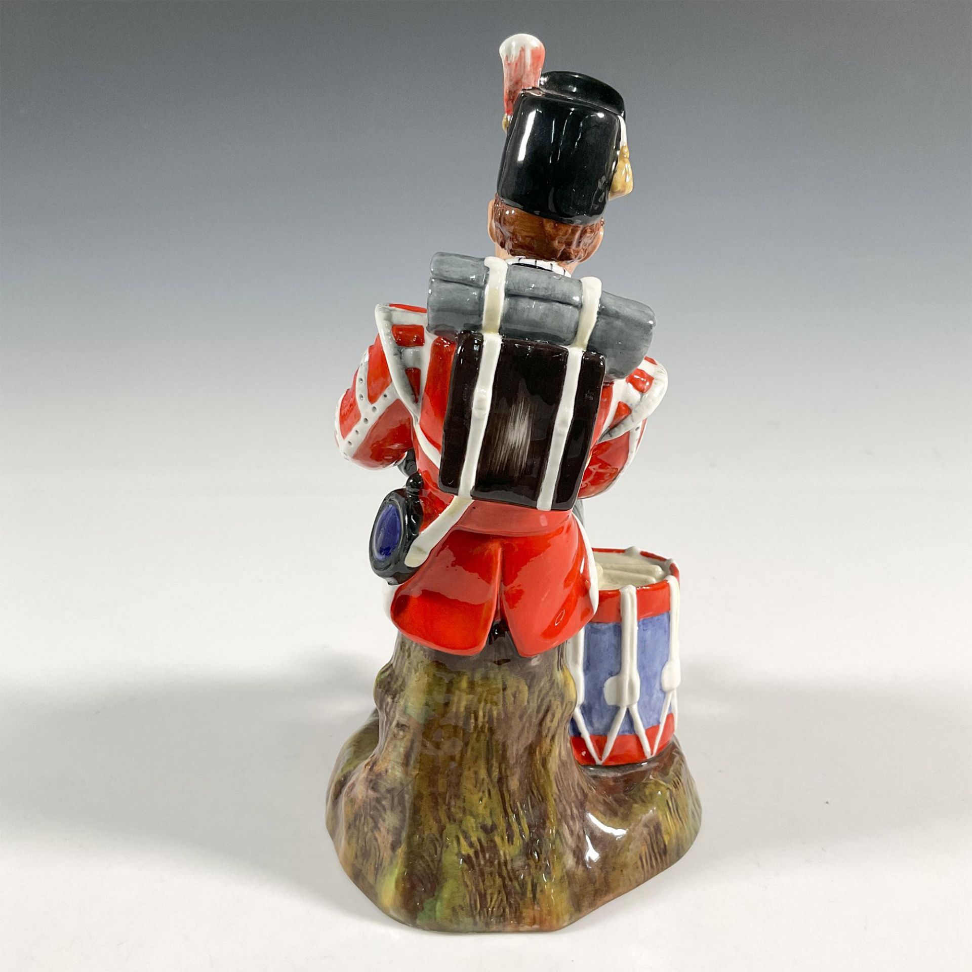 Drummer Boy - HN2679 - Royal Doulton Figurine - Image 2 of 3