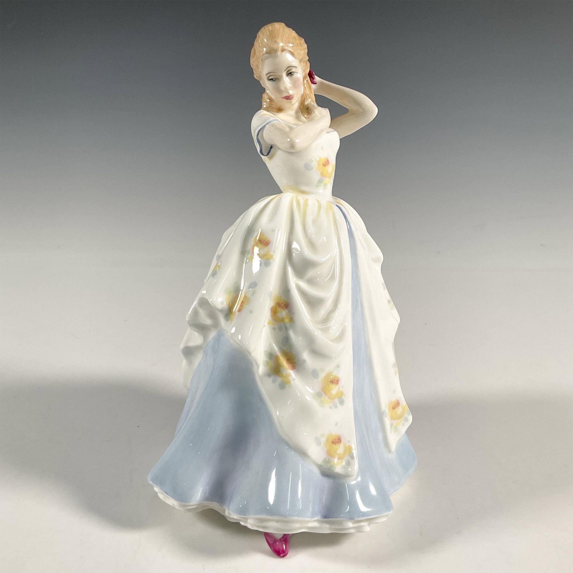 Laura - HN2960 - Royal Doulton Figurine