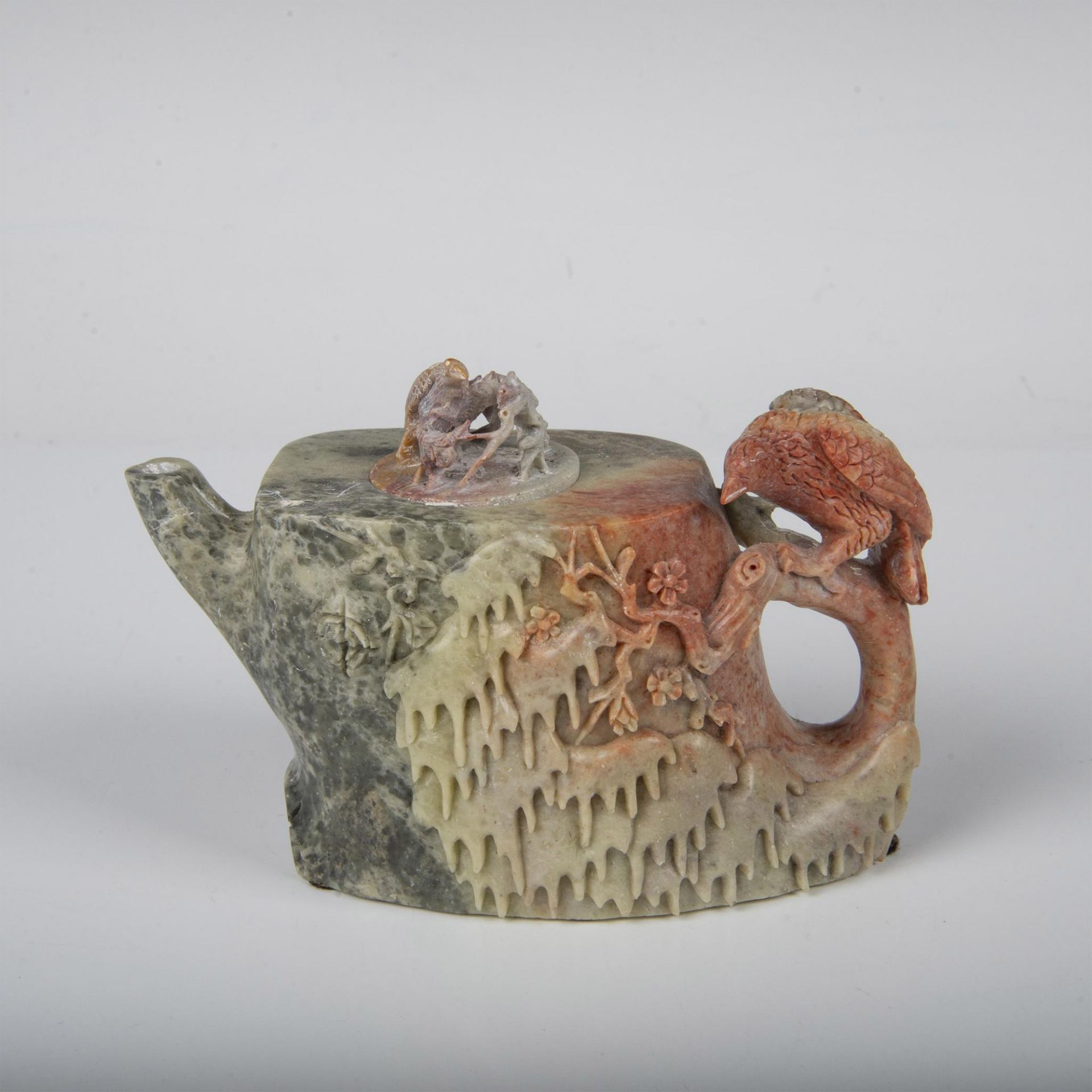 Chinese Carved Soapstone Lidded Teapot - Bild 2 aus 5
