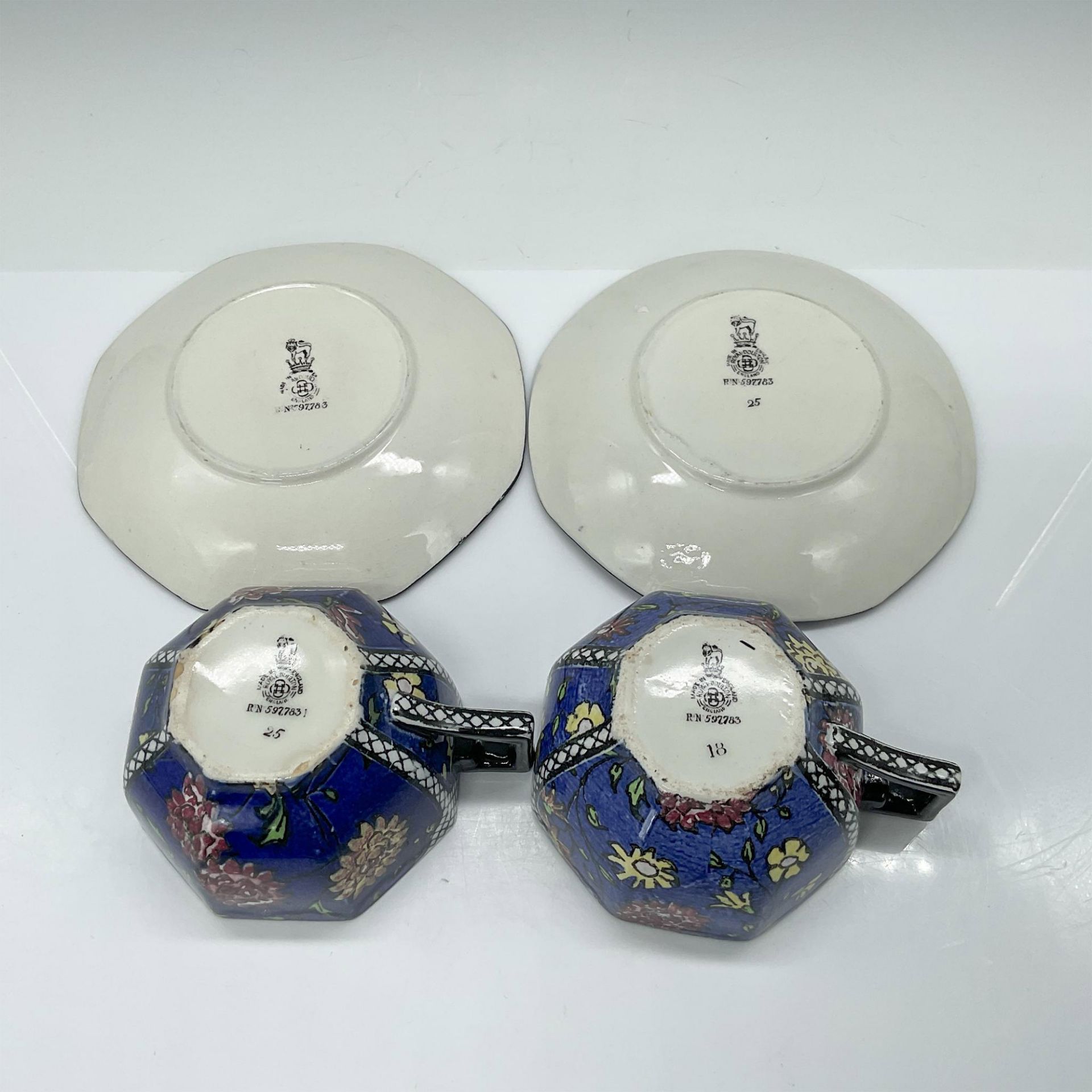 4pc Royal Doulton Teacup & Saucer Set, Persian Anemone - Image 3 of 3