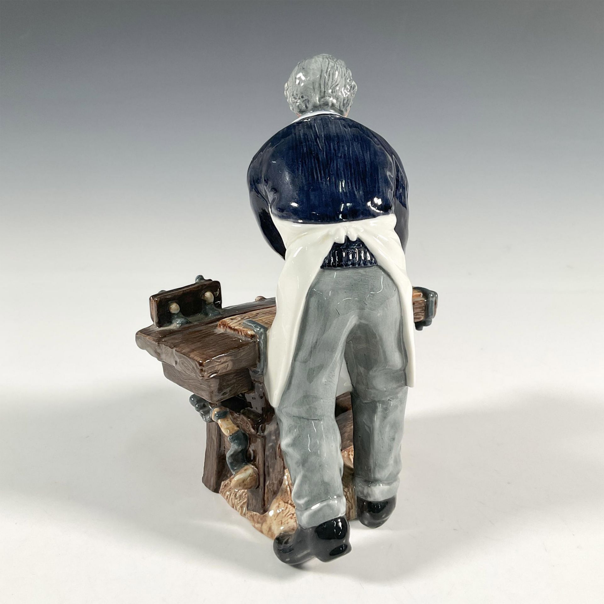 Carpenter - HN2678 - Royal Doulton Figurine - Image 2 of 3
