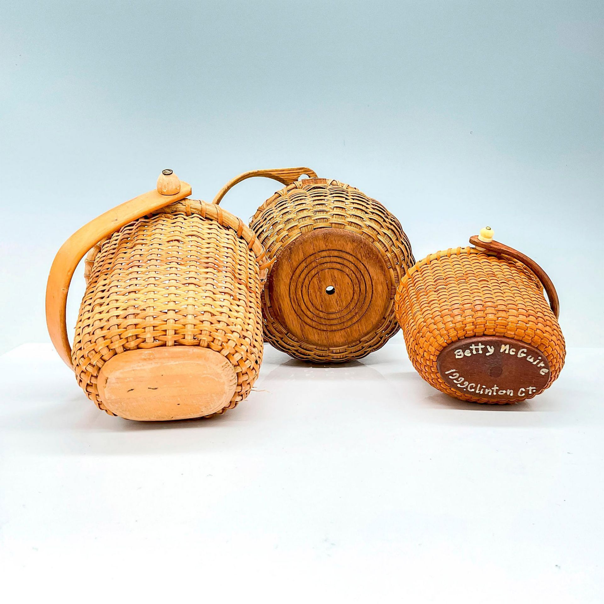 3pc Small Hand-Woven Nantucket Style Baskets - Image 3 of 3