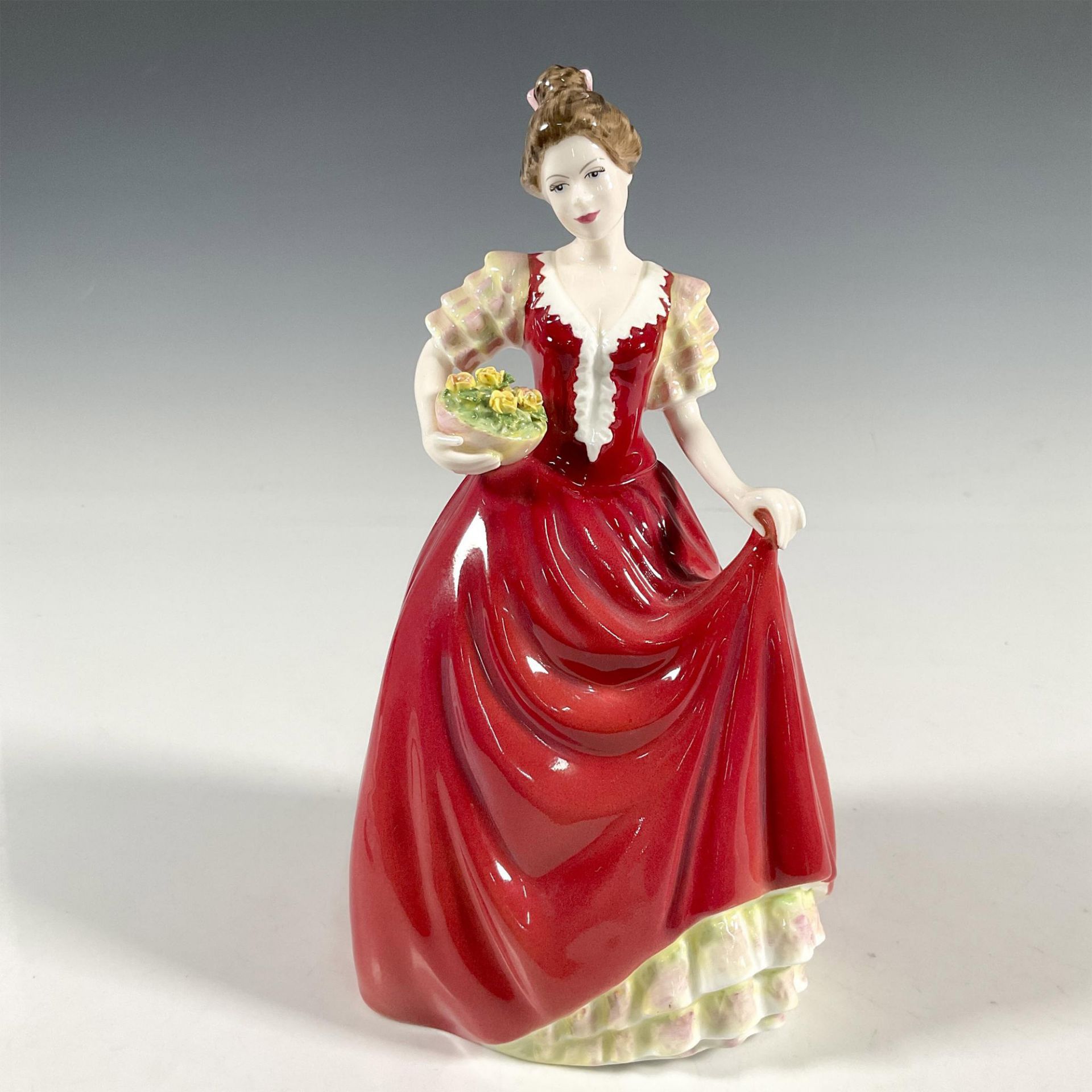 Helen - HN3886 - Royal Doulton Figurine