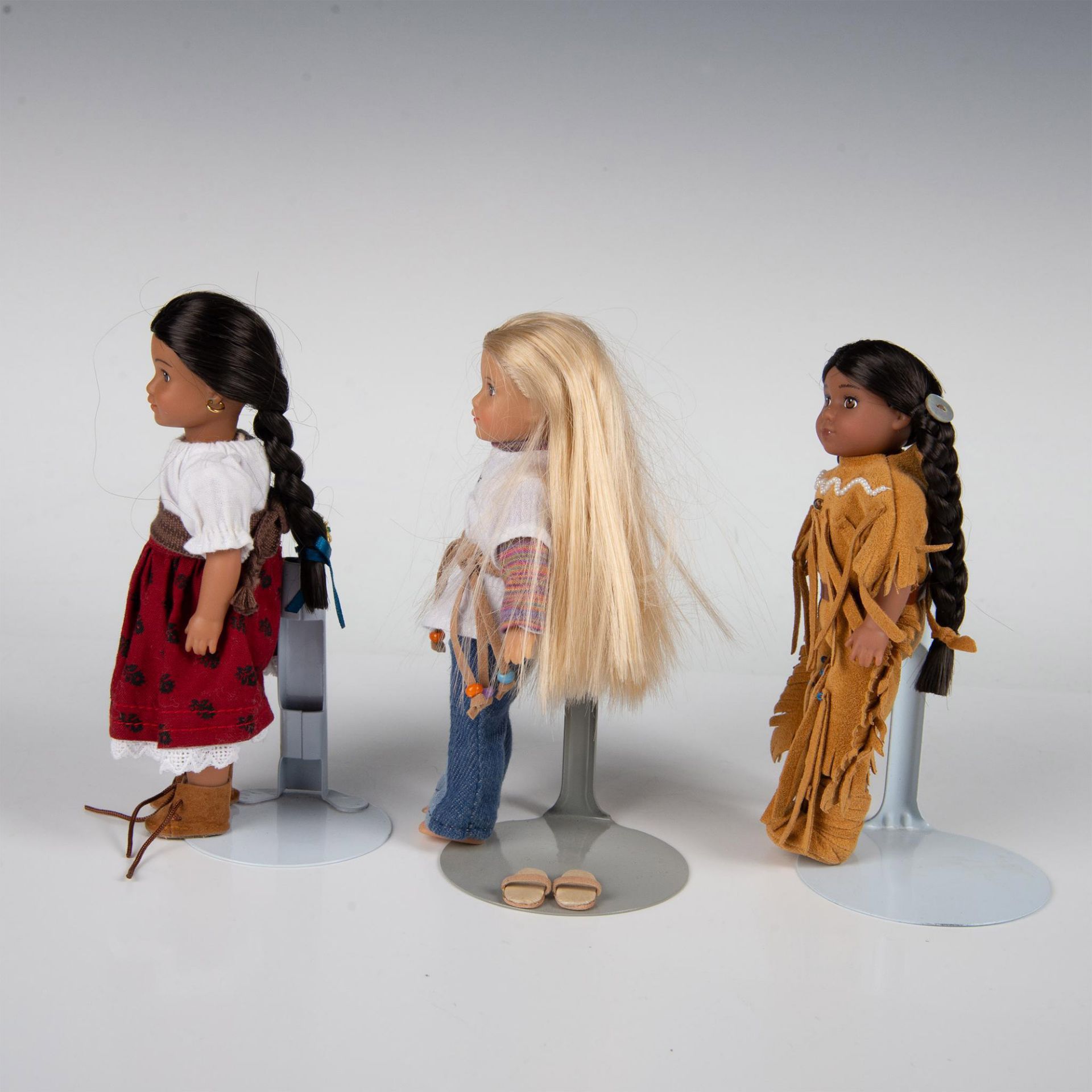 9pc American Girl Mini Dolls, Kaya/Josephina/Julie + Books - Image 7 of 12