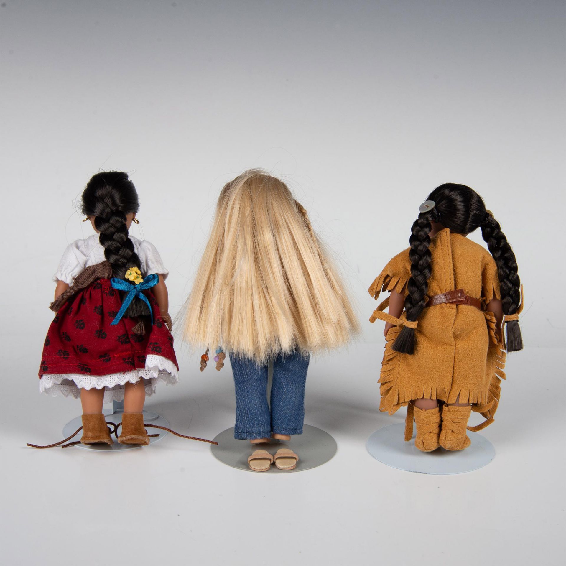 9pc American Girl Mini Dolls, Kaya/Josephina/Julie + Books - Image 8 of 12