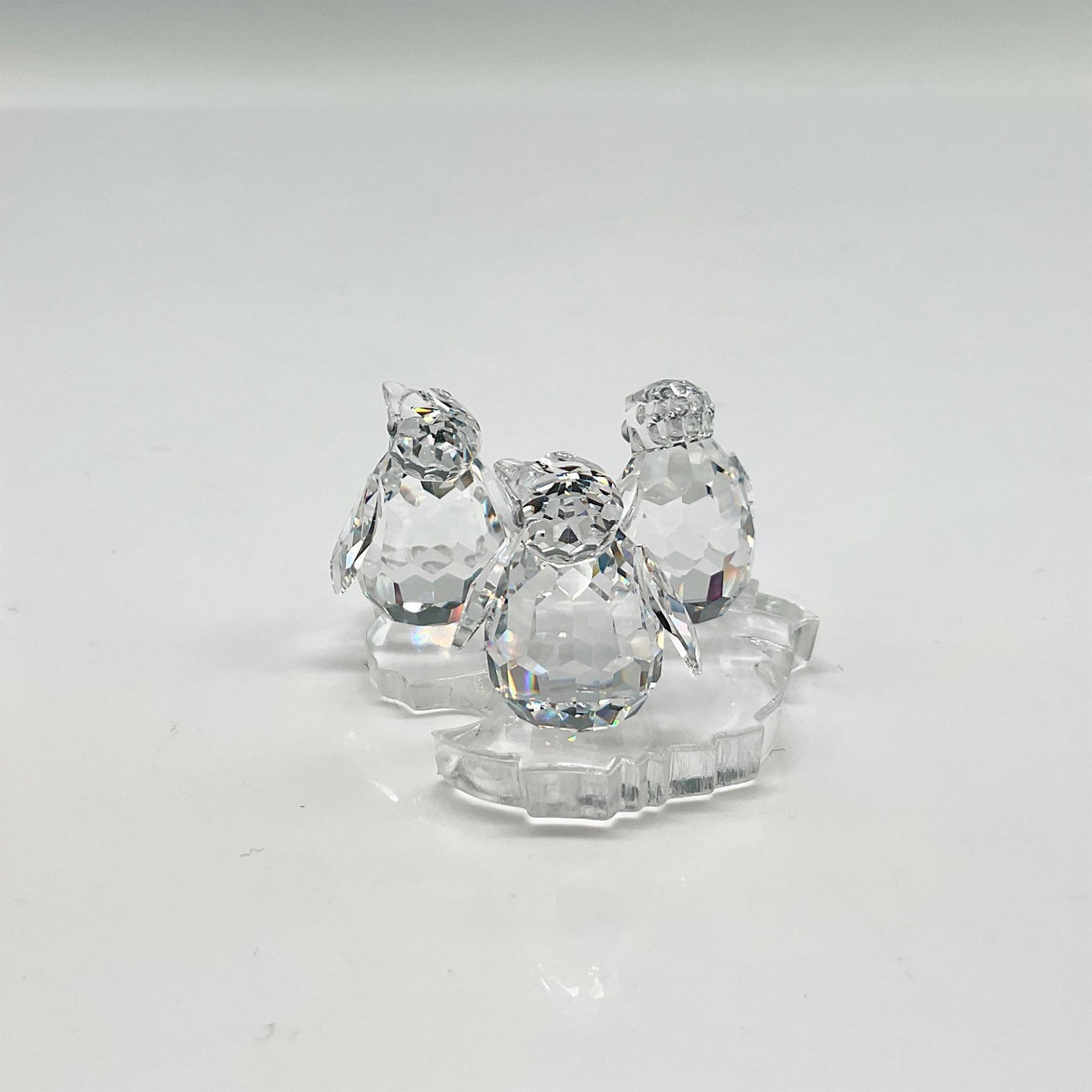 Swarovski Crystal Figurine, Baby Penguins - Image 2 of 4